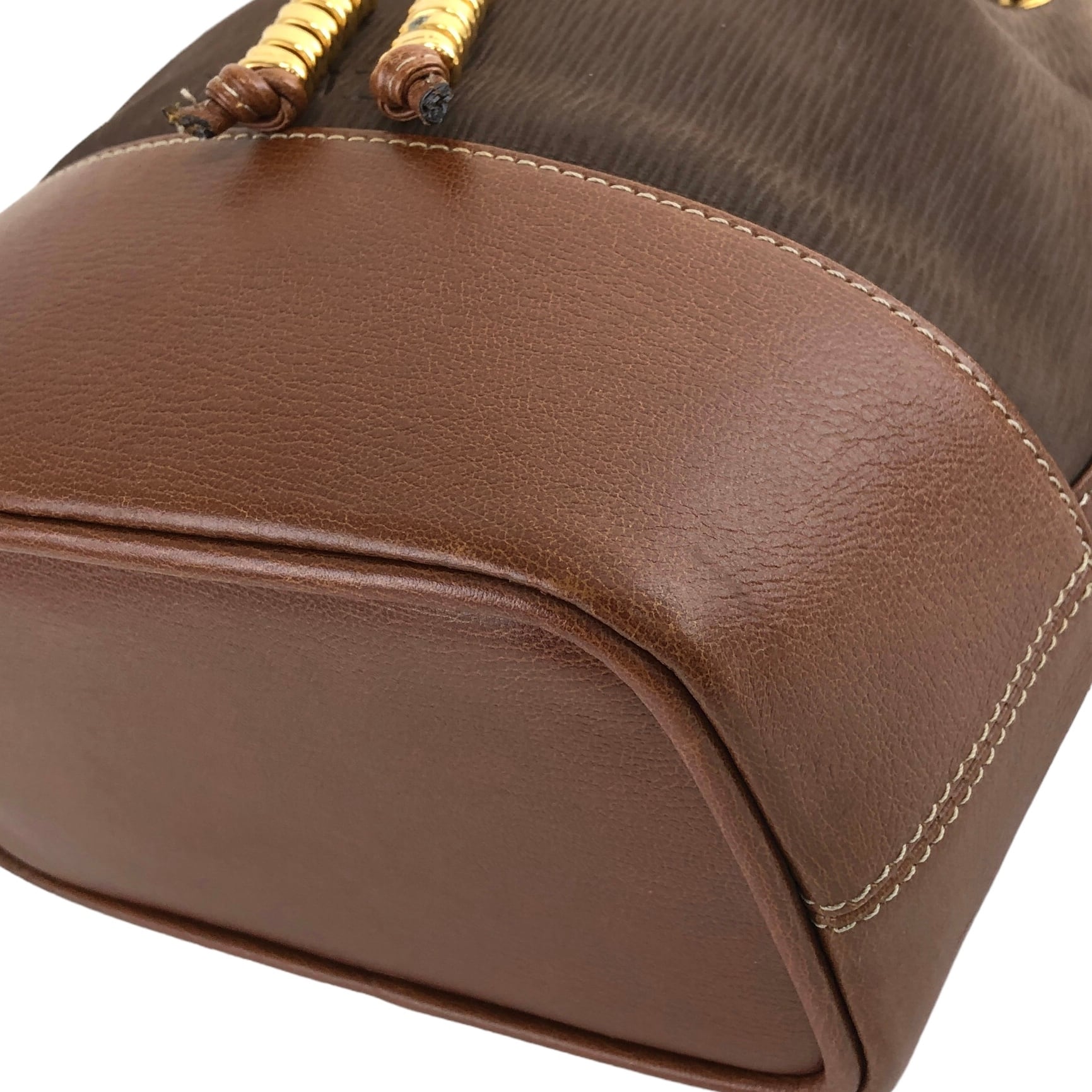 LOEWE ロエベ ベラスケス ツイスト レザー 巾着 ショルダー LOEWE ロエベ ベラスケス ツイスト レザー 巾着 ショルダー