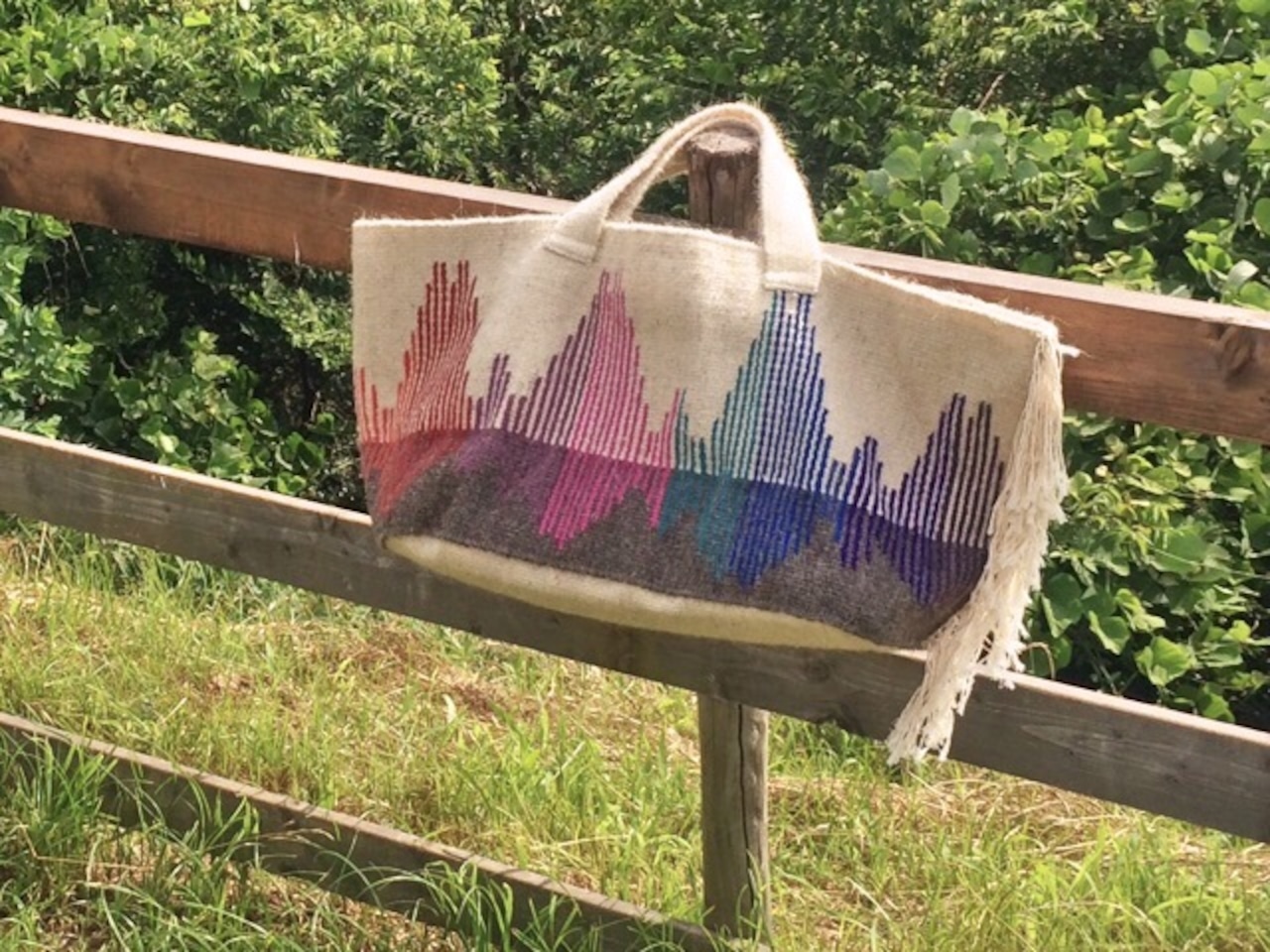 Wool Fabrique オーバルバッグ （RAINBOW）100%ウール手織り