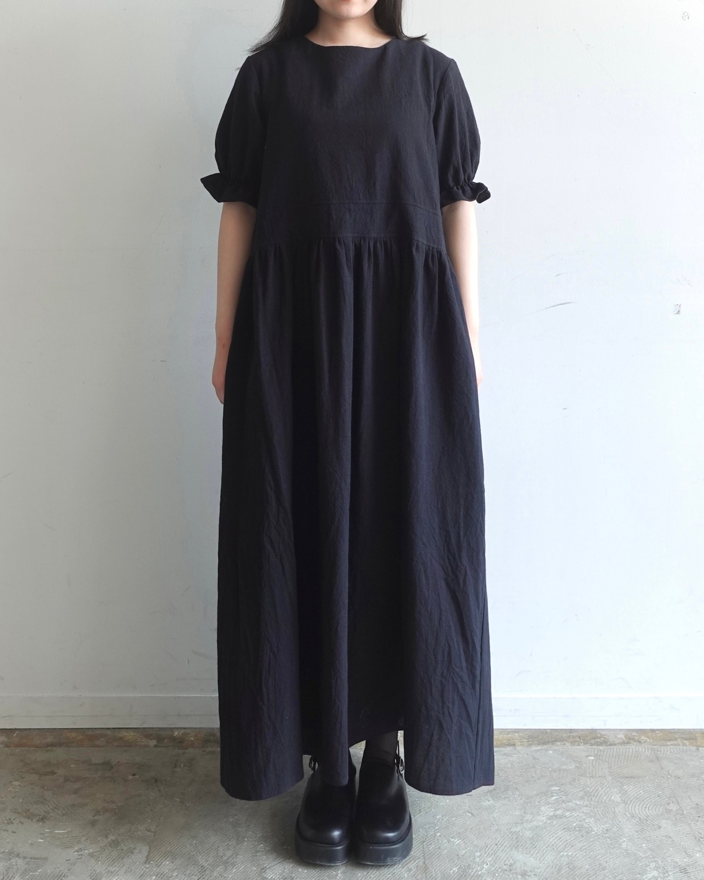 washed cotton linen back ribbon dress / black