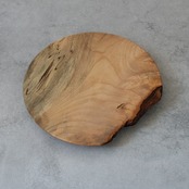 銘木のパン皿｜語りかける余白｜栃