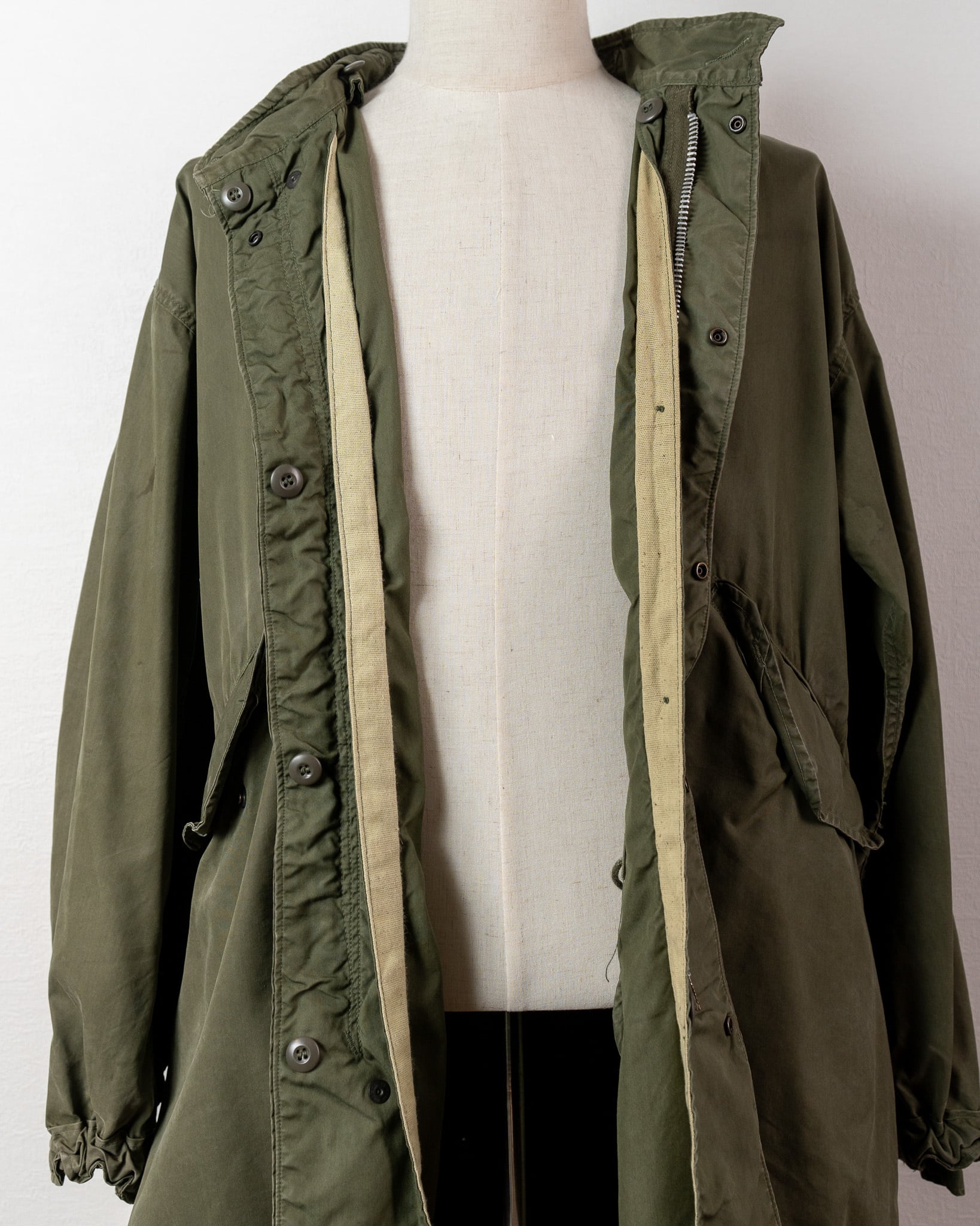 MEDIUM】Aluminum Zipper U.S.Army M-65 Field Parka Shell アメリカ軍