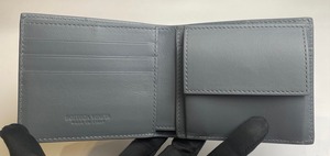 ボッテガ・ヴェネタ 二つ折り財布 メンズ 649605-VBWD2-1242