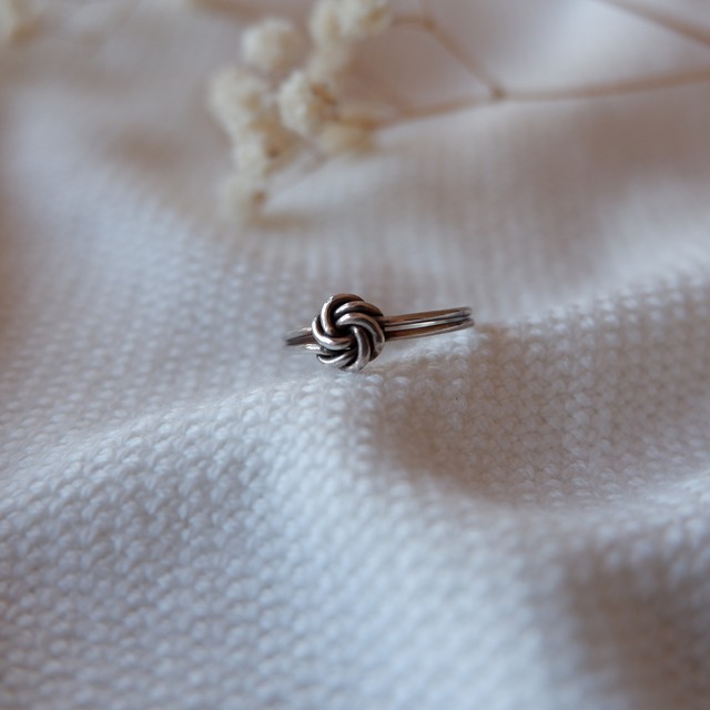 結び目のリング (reis-33)