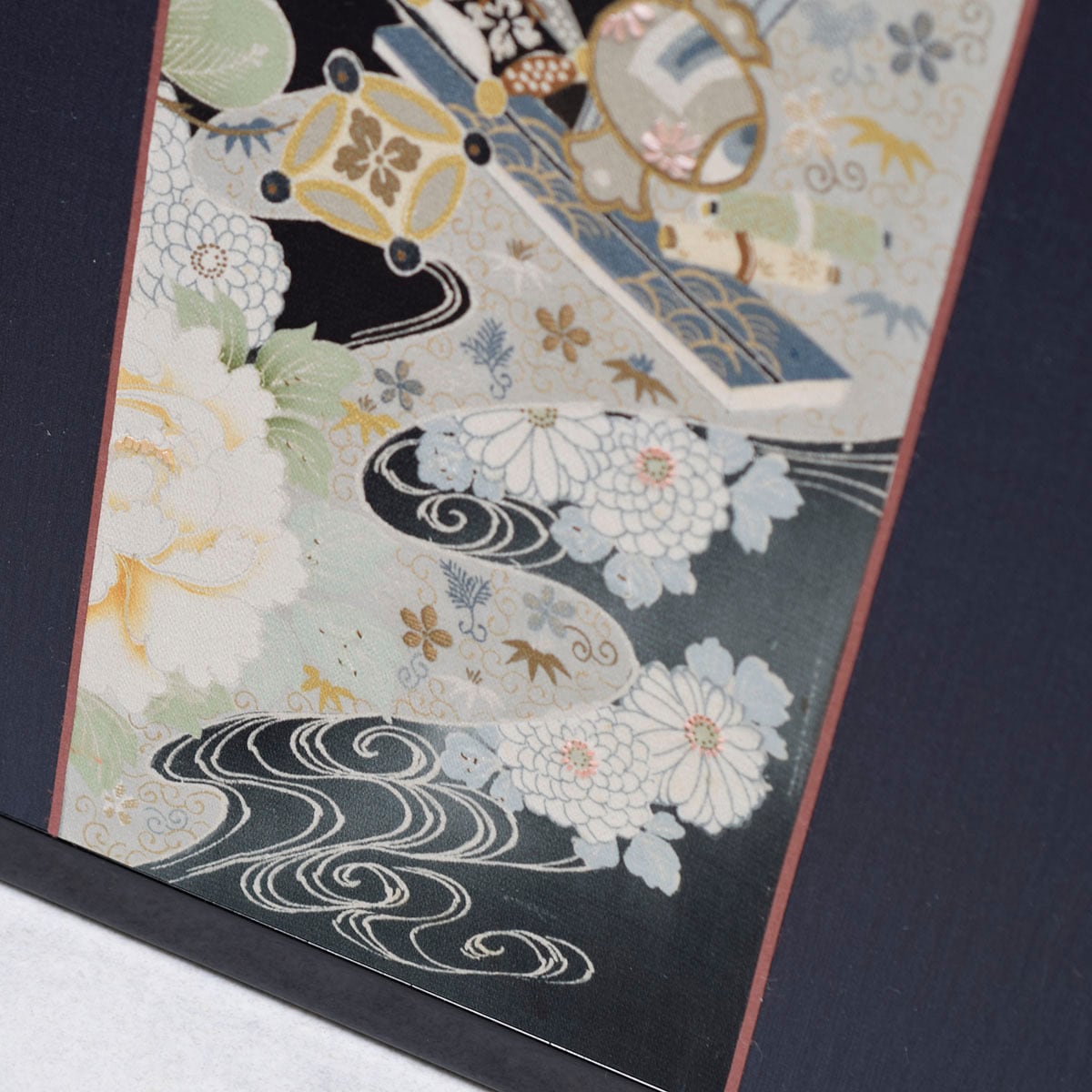 美術屏風 古布 松に宝づくし 黒 | SUZUTAME ONLINESHOP vogue