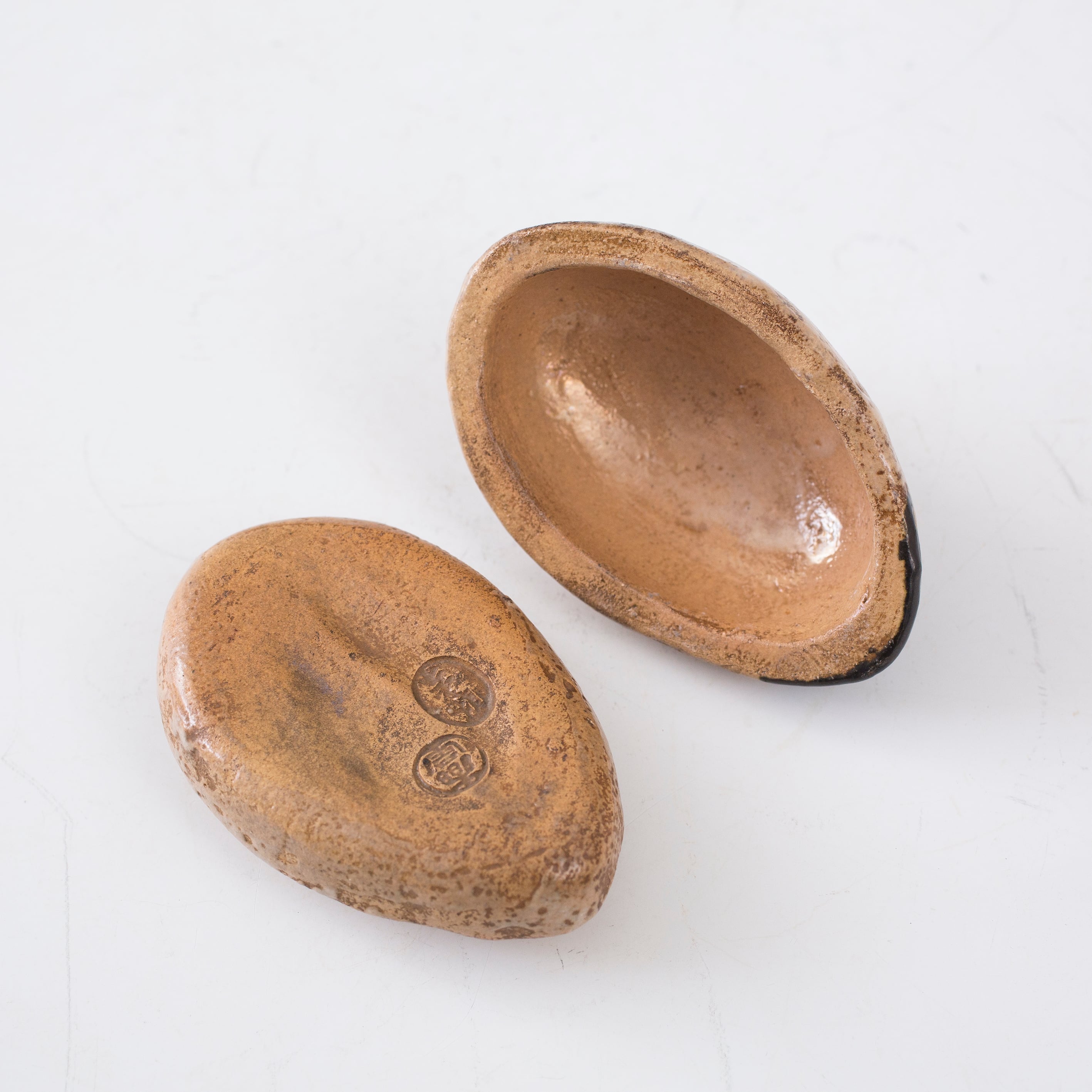 香合 茶道具 龍 在銘 骨董品 陶印有 合子 古美術 時代物 d141 香合 茶道具 龍 在銘 骨董品 陶印有 合子 古美術 時代物 d141