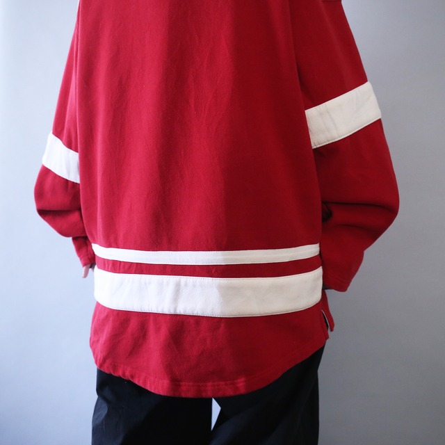 "Wisconsin Badgers" college team design over silhouette lace up sweat parka