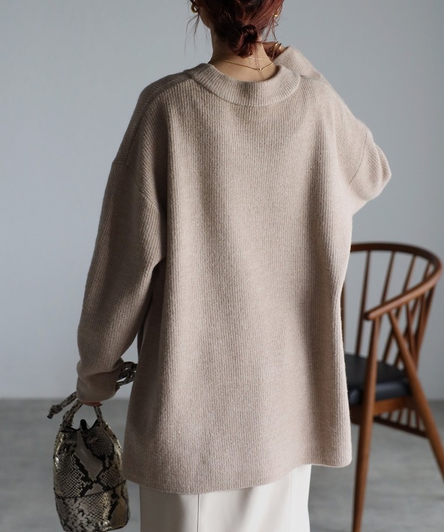 サイドスリットニット