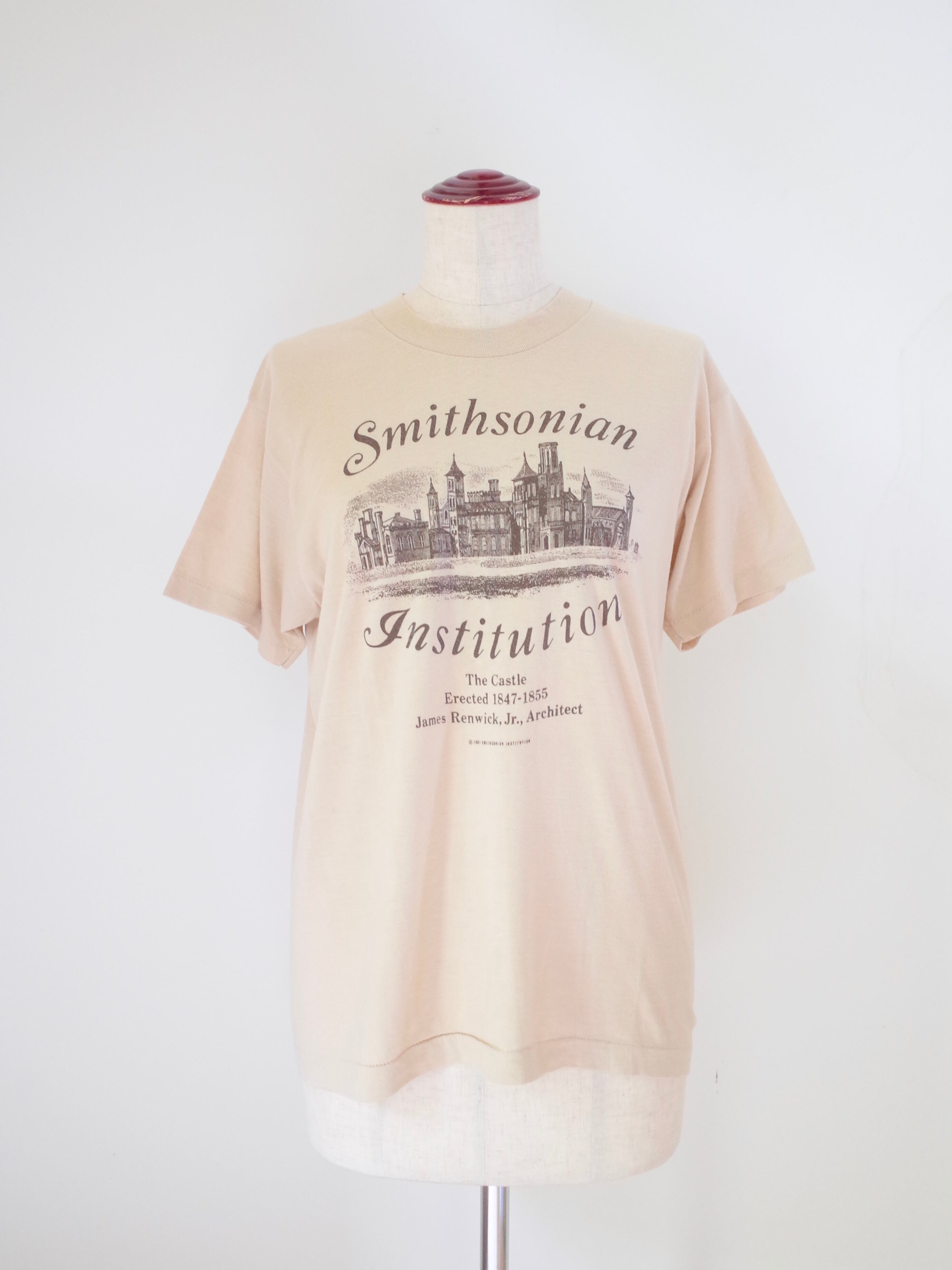 80s Smithsonian Institution tee
