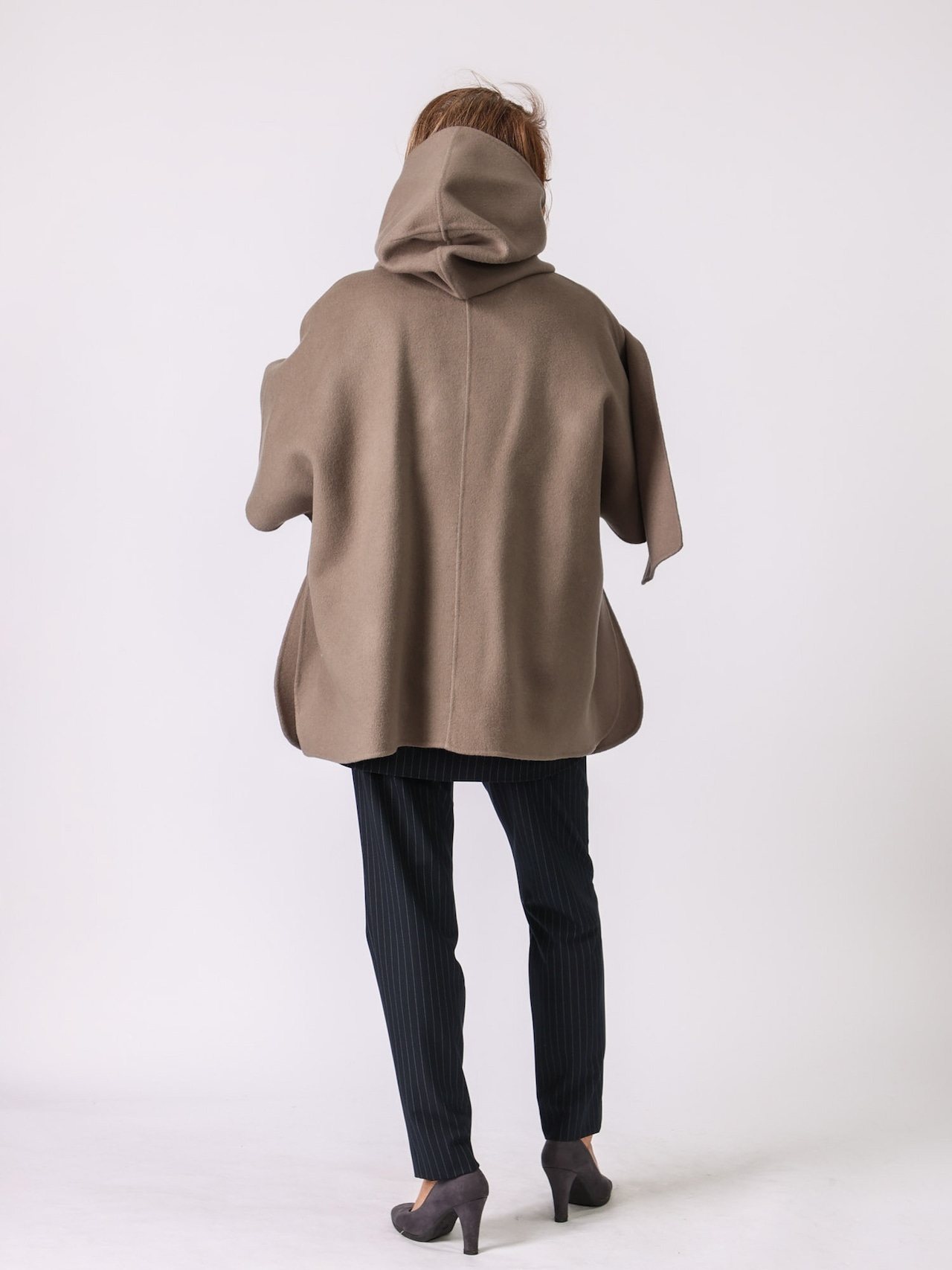 BEATRICE(フードストール付きポンチョコート)