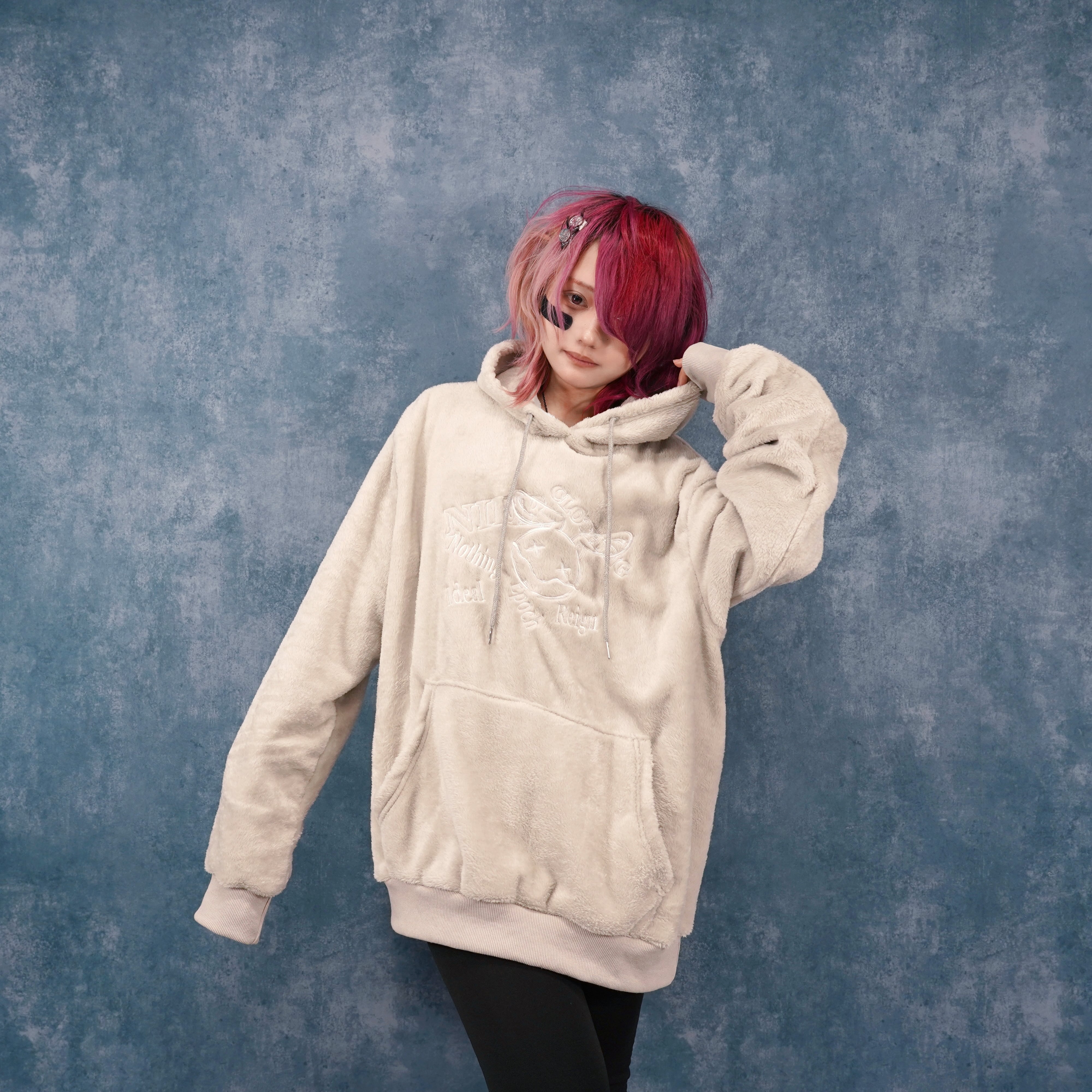 NIER刺繍ロゴ高品質グレーさらふわプルオーバーパーカー】 | NIER CLOTHING