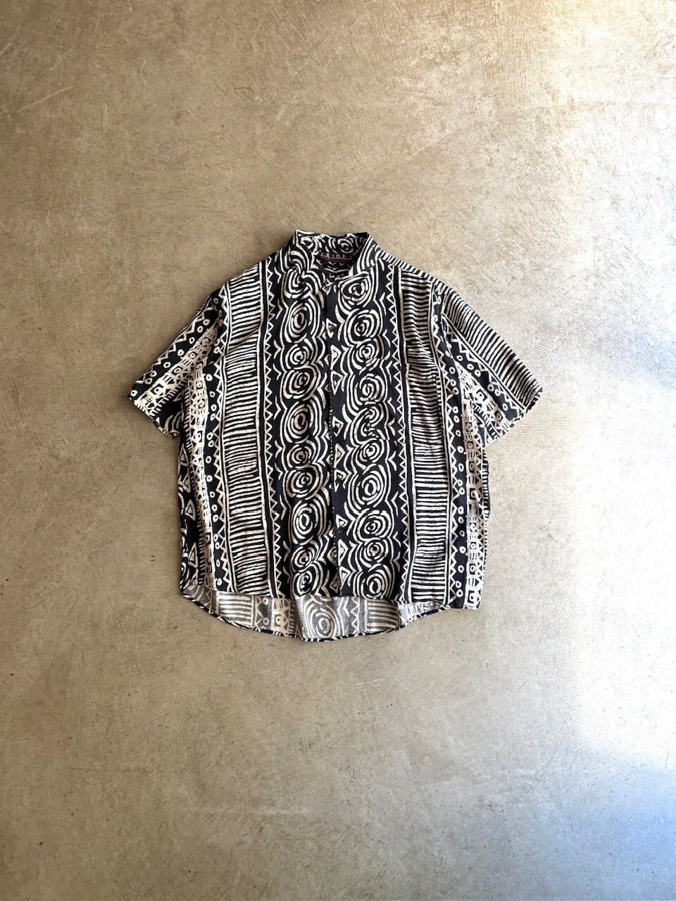 TRIBES “TRAIBAL PATTERN S/S RAYON SHIRTS”