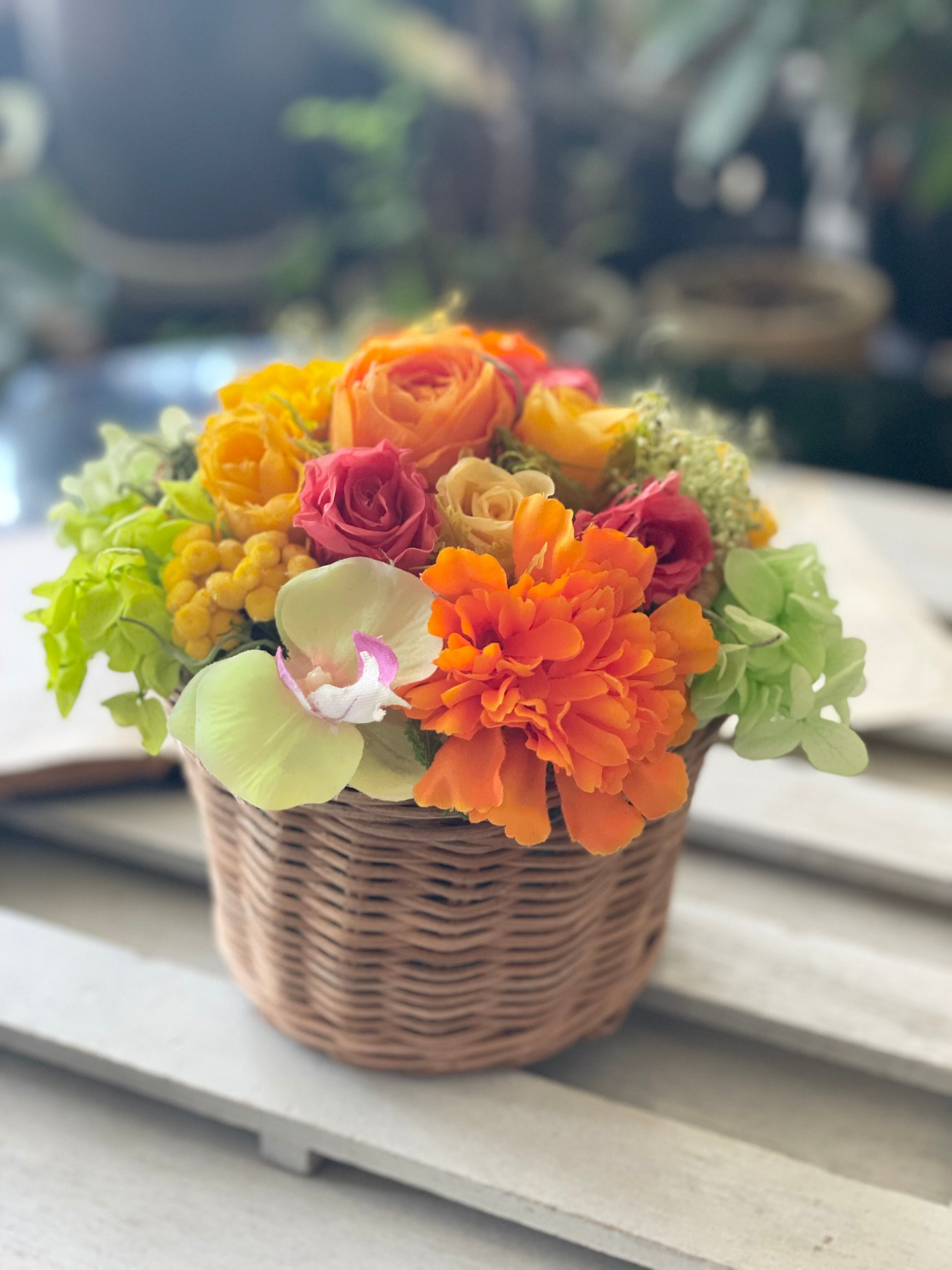 ビタミンカラーのバスケットアレンジ | 京都宇治市プリザーブド  