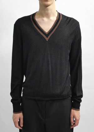 "GUCCI" v neck silk knit