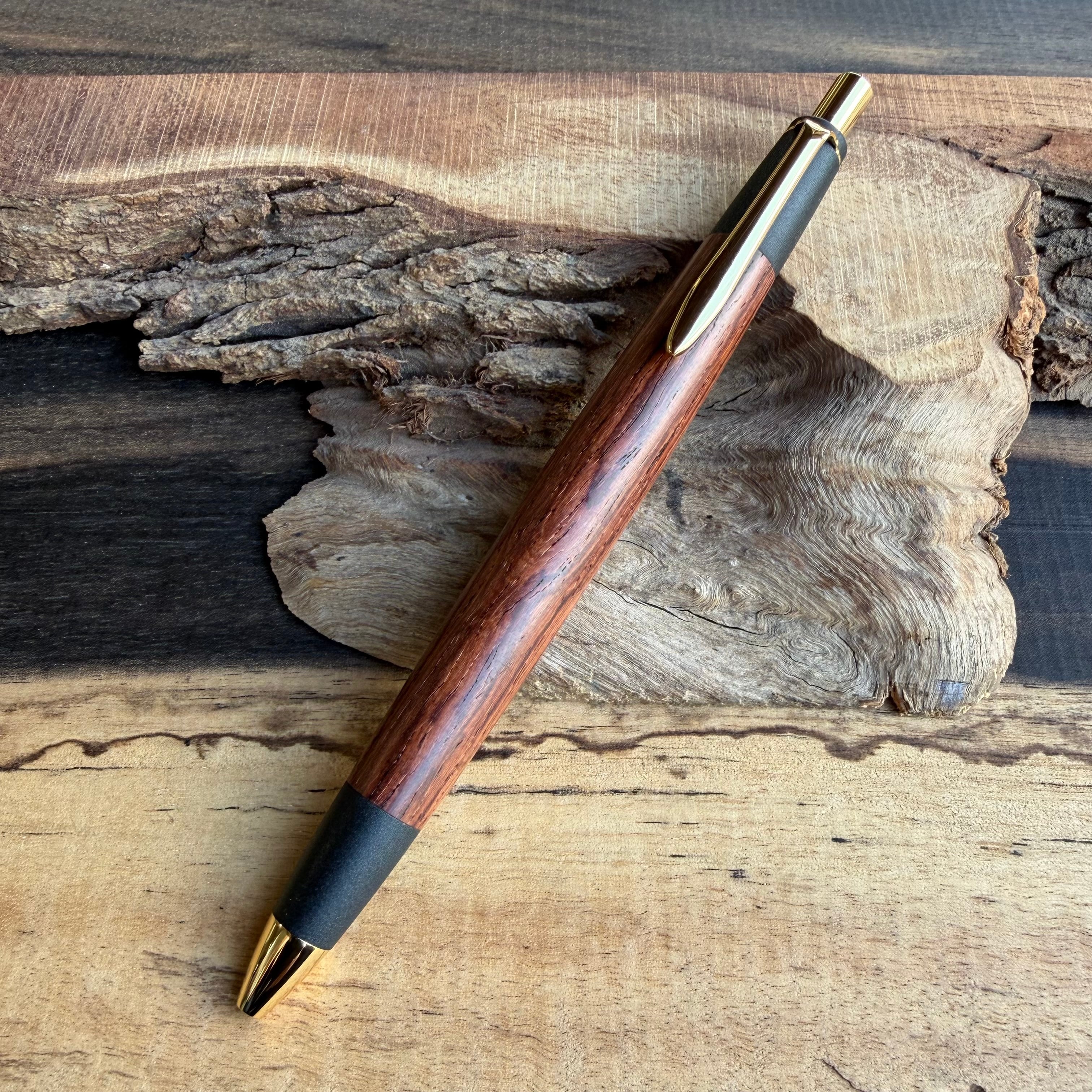 ホンジュラスローズ【受注生産の木軸ペン】