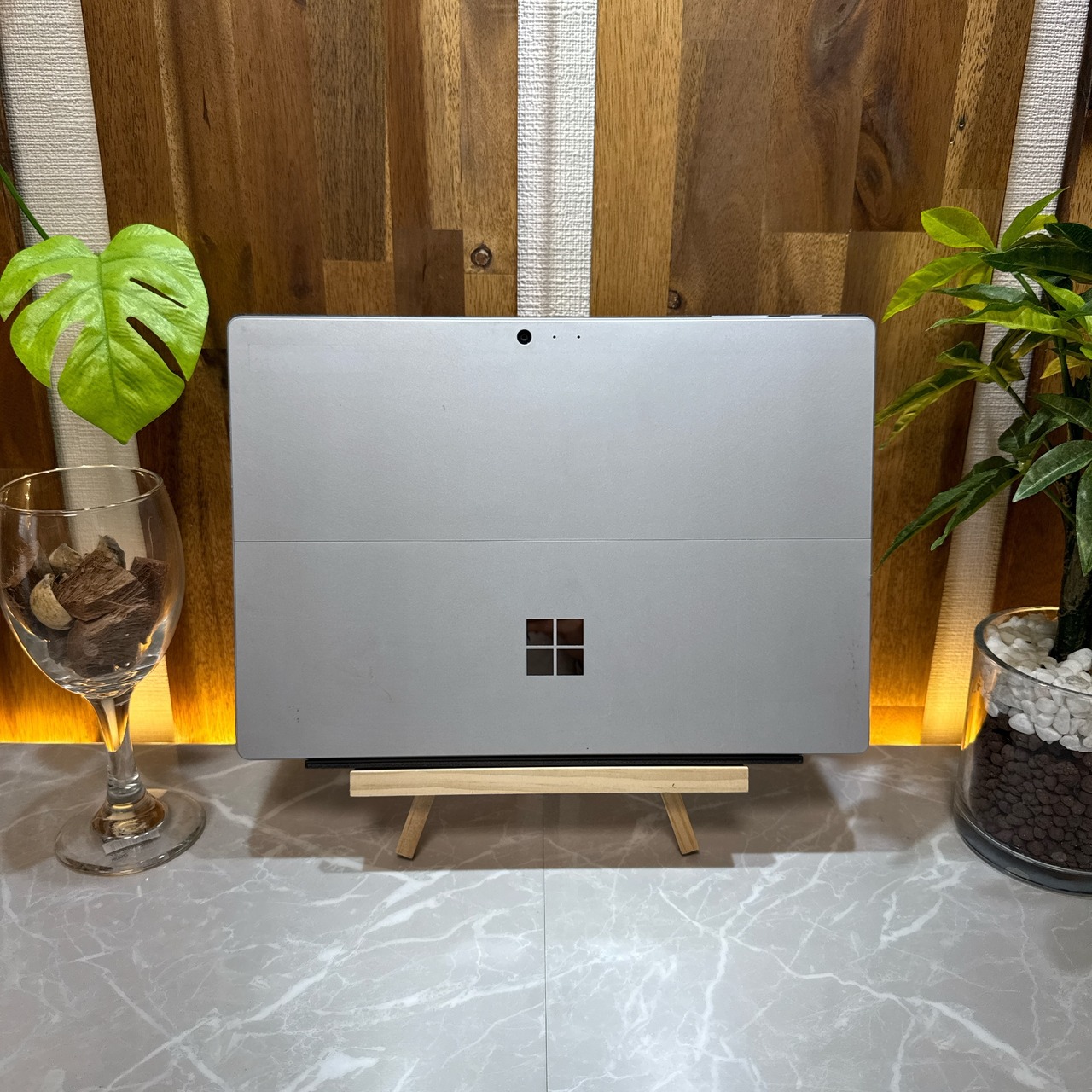 LTEモデル‼️Microsoft Surface Pro 5/Core i5 第7世代/メモリ8GB/SSD256GB/タッチパネル式/ノートパソコン