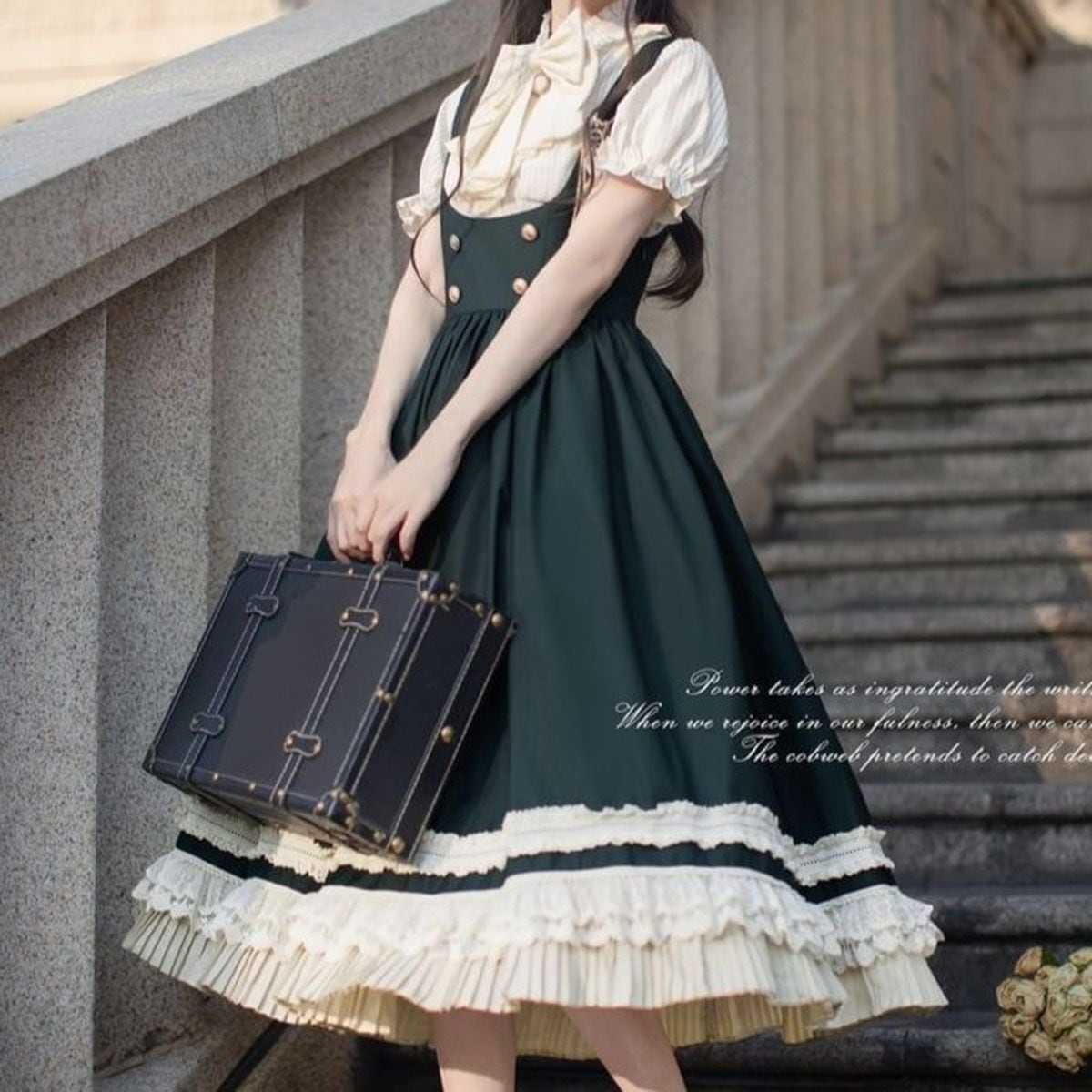 エレガントダークグリーンジャンパースカートセットアップ | Maiden's Rêve