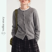 グレーに宿る、刺繍のひとひらカーディガン《P0318》