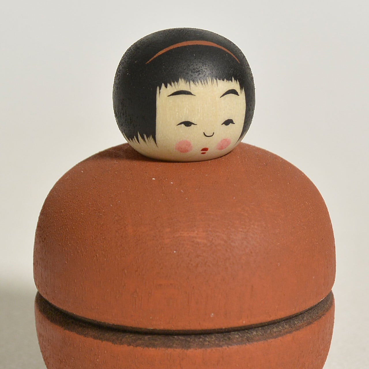 メ*8様 こけし マカロンちゃんこけし 約1.5寸 約4.5cm 鈴木明 工人（作並系）#2376