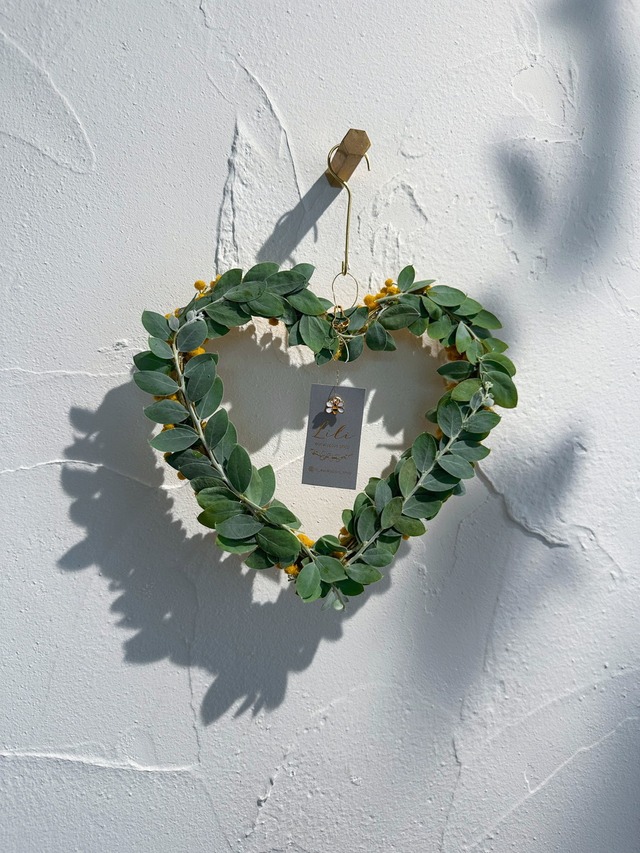 フライングハートリース