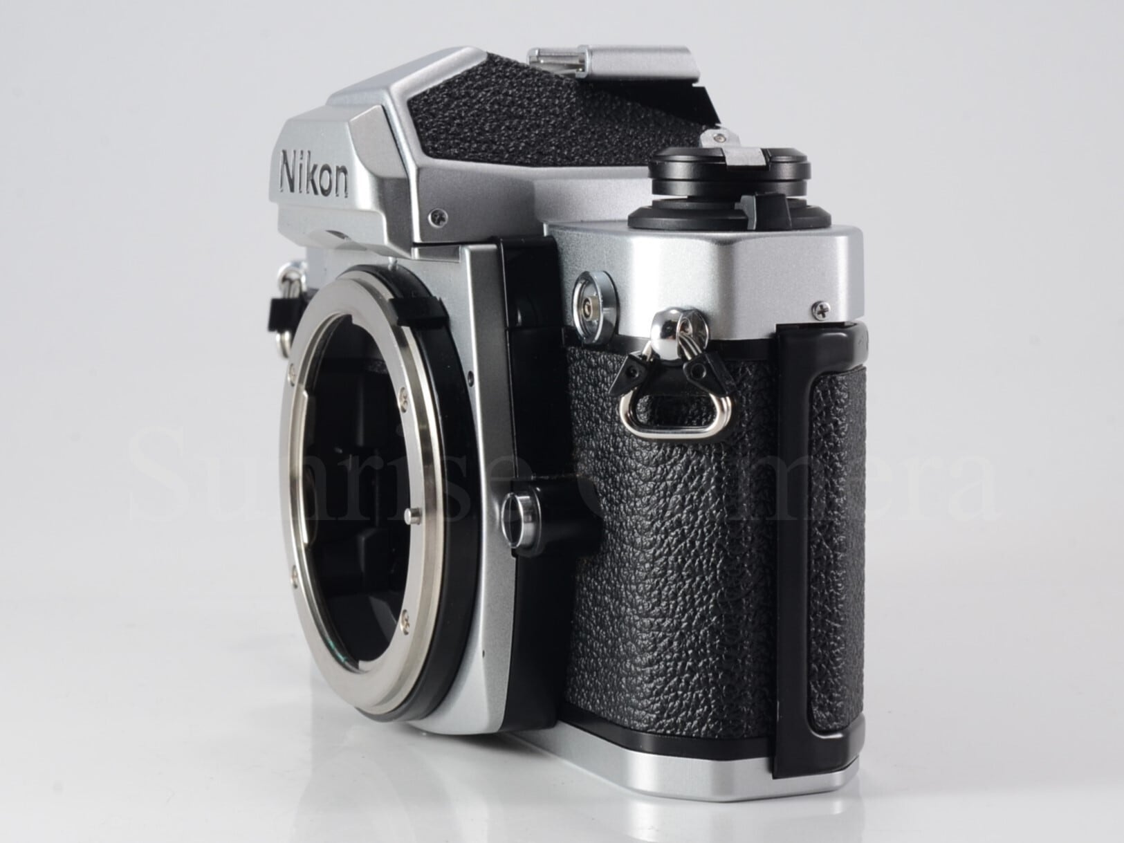Nikon New FM2 ボディ 後期型 整備済 ニコン フィルム一眼レフ (60464