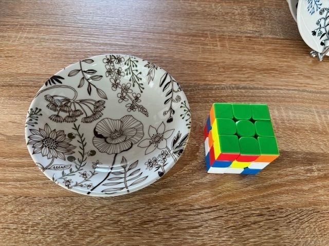 フラワーパターンプレート [サイズ: M] [カラー: 茶]