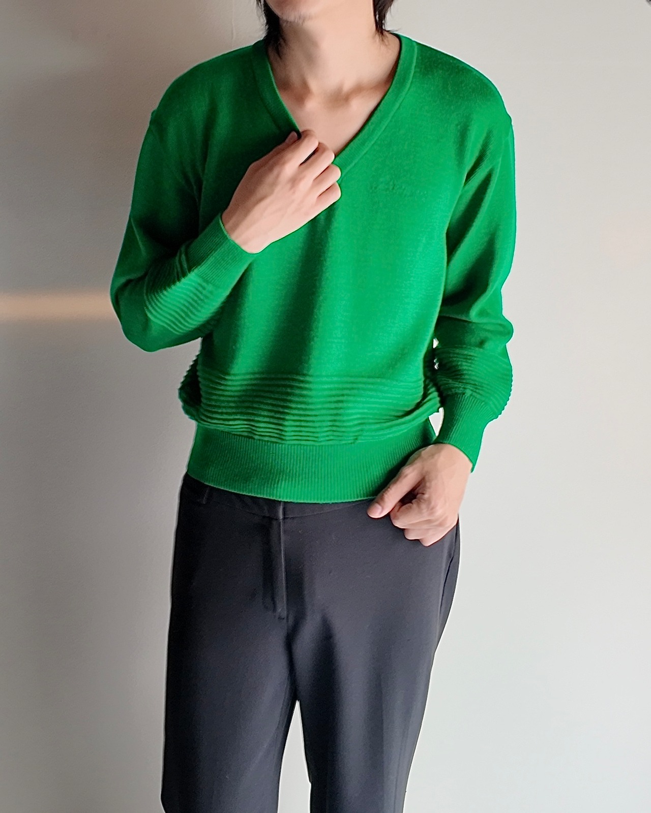 【BALENCIAGA】green v-neck wool knit