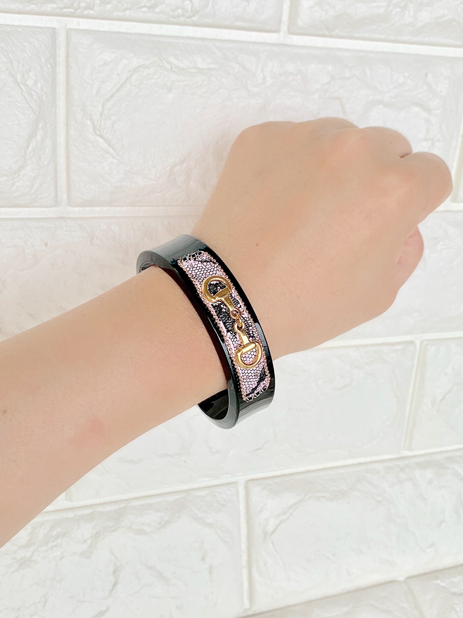 ホースビットレースバングル