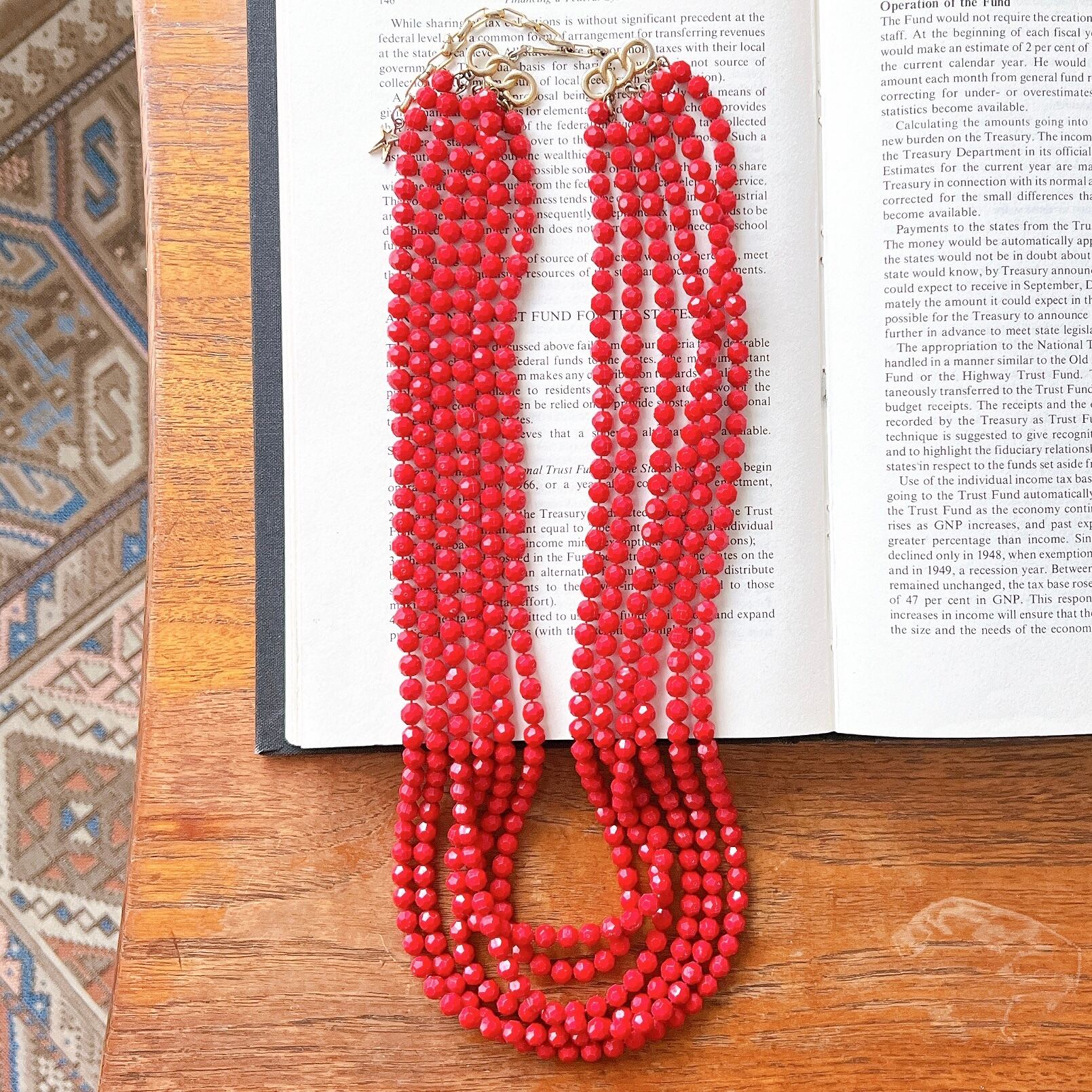 N115-ヴィンテージネックレス ・USA直輸入 Red 6-strand bead necklace ...