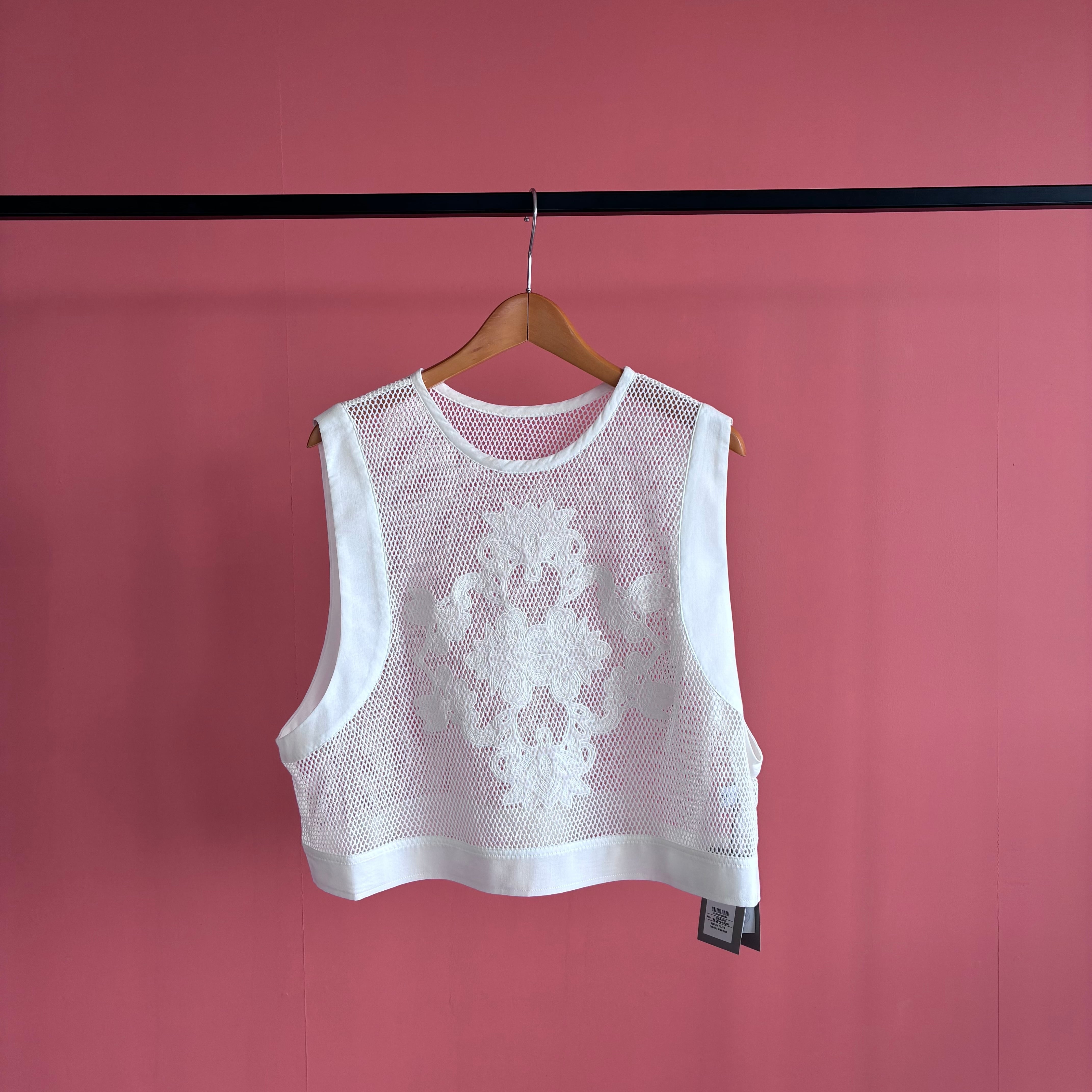 PRIORITY アイレットレースメッシュタンク PRIORITY 】アイレットレースメッシュタンク | valance 福井