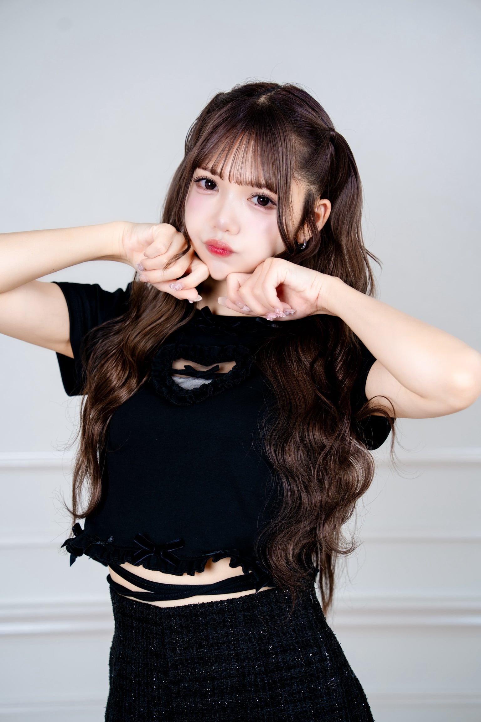 Velvet Ribbon Heart Tops