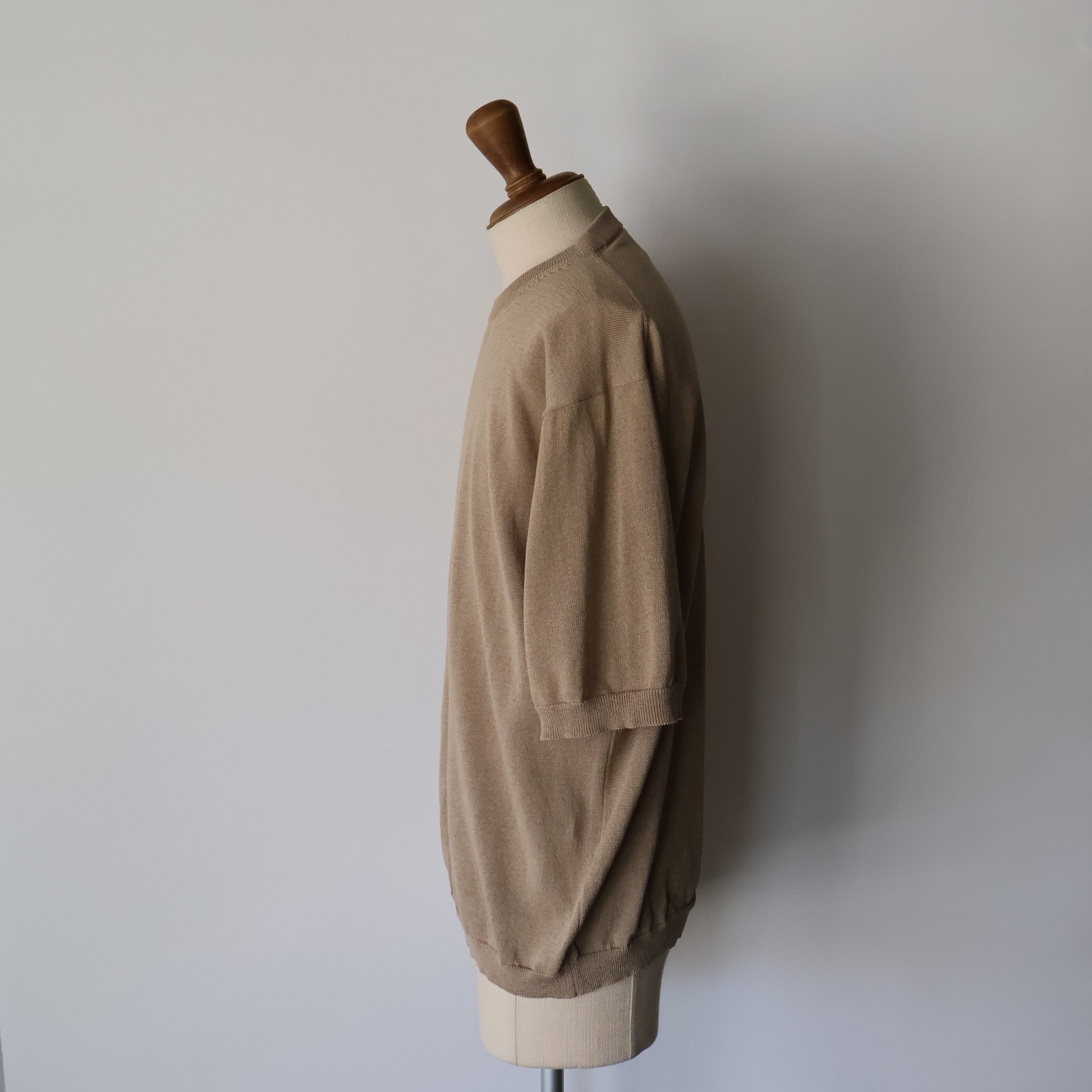 STILL BY HAND “ Half sleeve knit t-shirt ( KHAKI BEIGE )” | H.inch