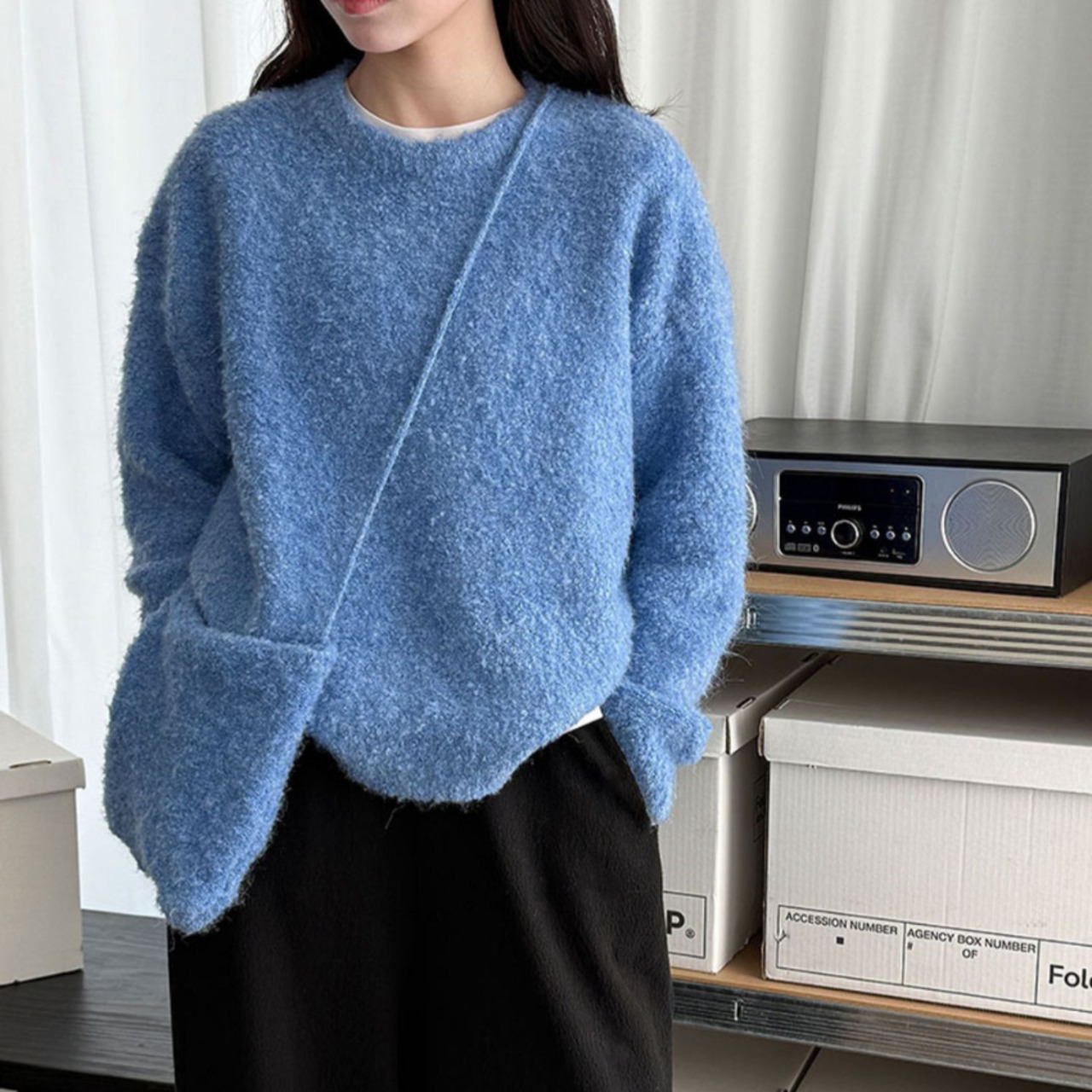 crew neck knit with shoulder bag　J00254