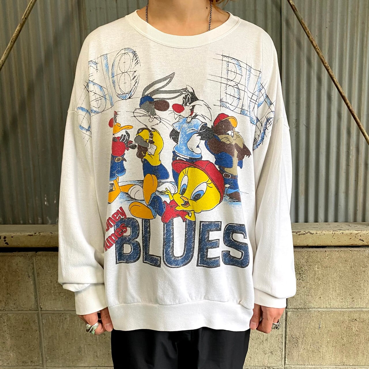 505cm袖丈90年代 ヘインズ Hanes LOONEY TUNES ルーニーテューンズ キャラクタースウェットシャツ トレーナー メンズL /eaa367191