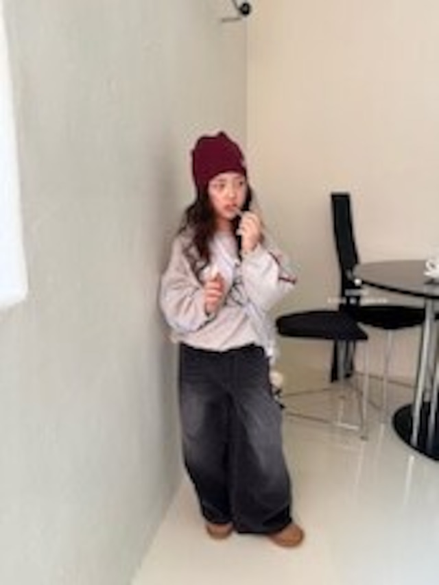 【予約】 comma スリット２ライントレーナー 26autumn 韓国ブランド　キッズ　女の子　小学生　コンマ　韓国子供服　トレンド