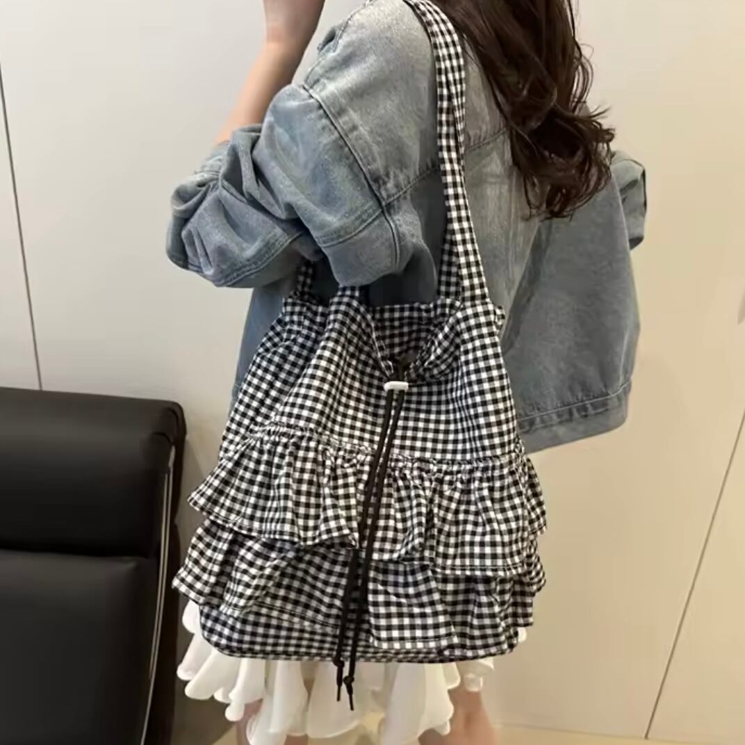 frill gingham check tote bag