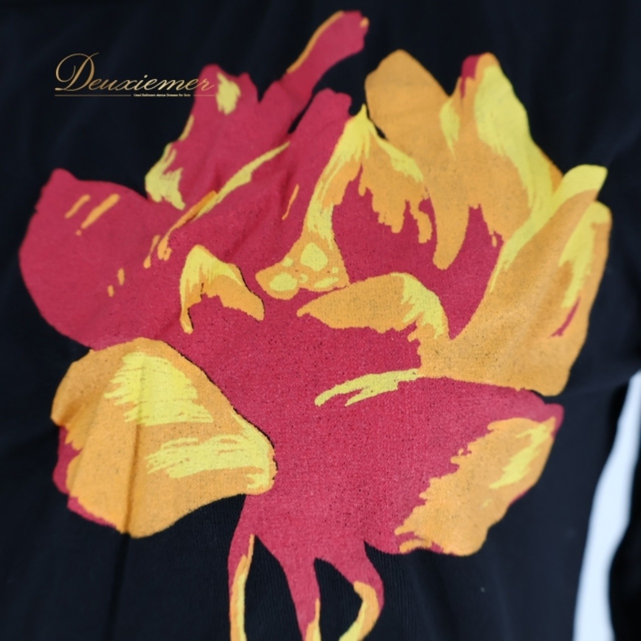 社交ダンス 衣装 レオタード チャコット Chacott ブラック系 花柄 トップス 黒 長袖 レッスン 練習 ストレッチ シンプル 日本製 橙 黄 赤 ワンポイント 上品 かわいい オレンジ系 イエロー系 レッド系