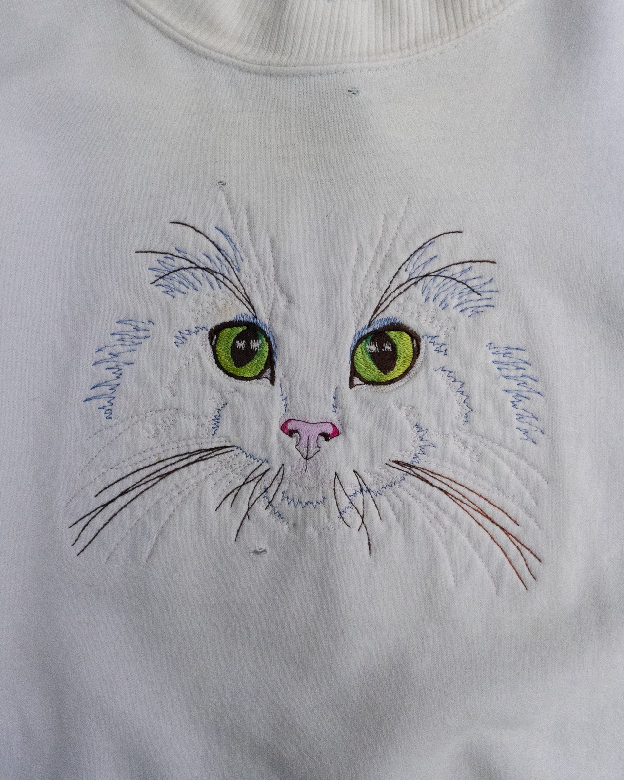 【古着】猫刺繍のダメージ加工スウェット - 2