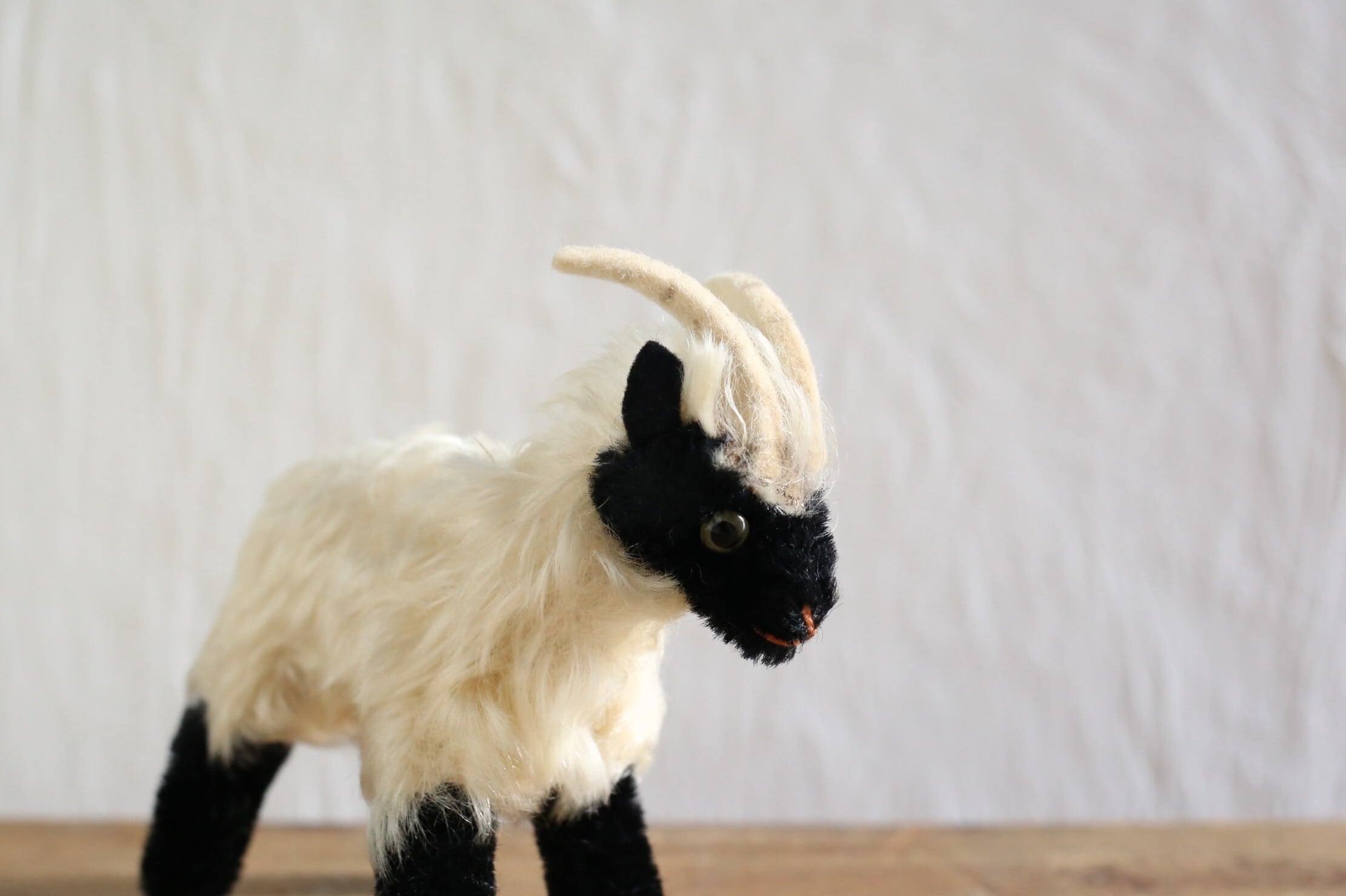 ドイツ ヴィンテージ Steiff シュタイフ 『Snucki』 山羊 12cm