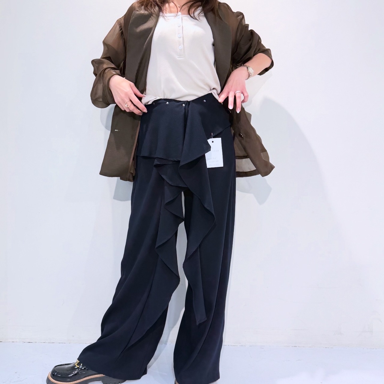 エイミーロウ  Eimee Law シアーテーラーJK