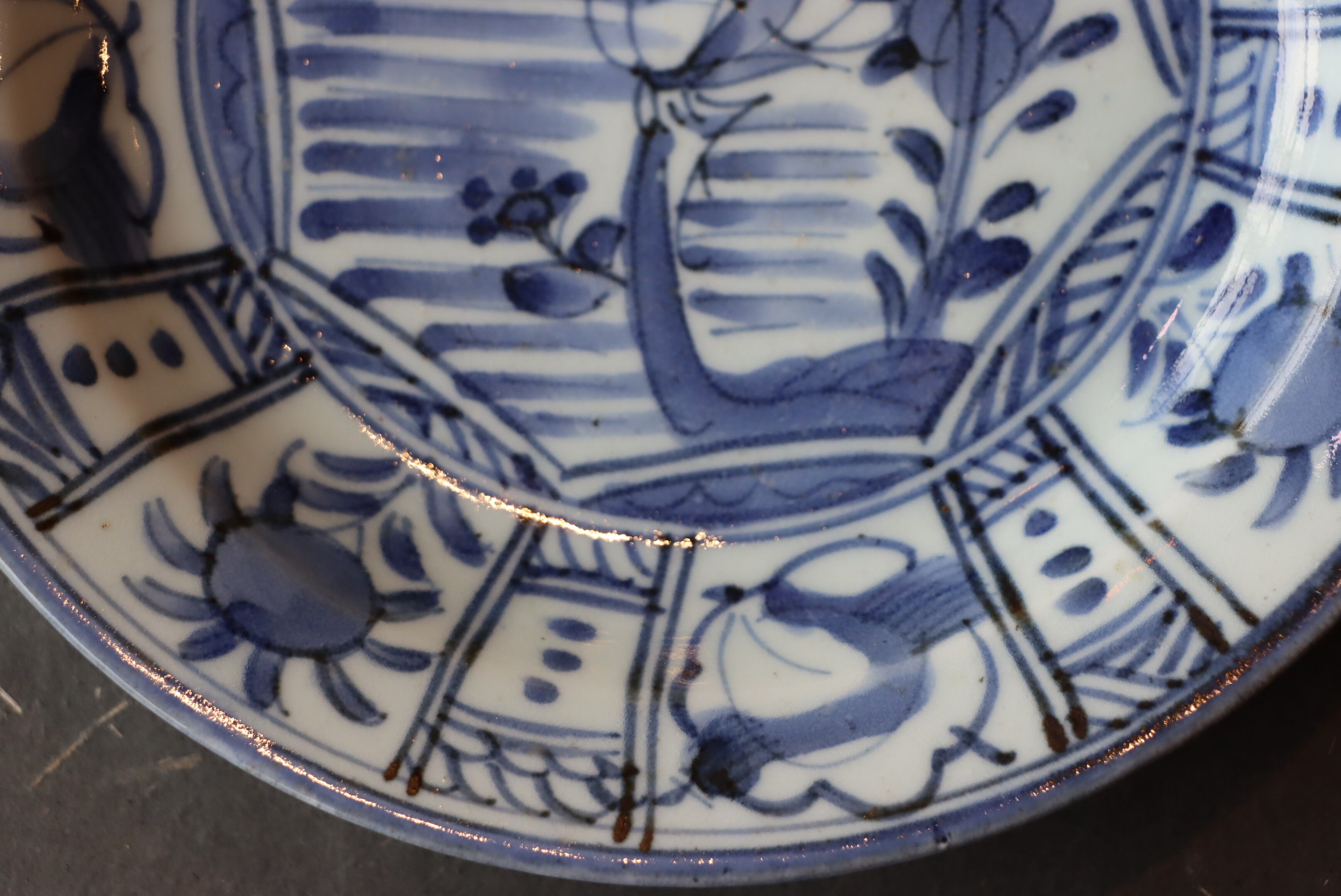 染付 芙蓉手 バッタ文 中皿 七寸/Blue and white medium size plate