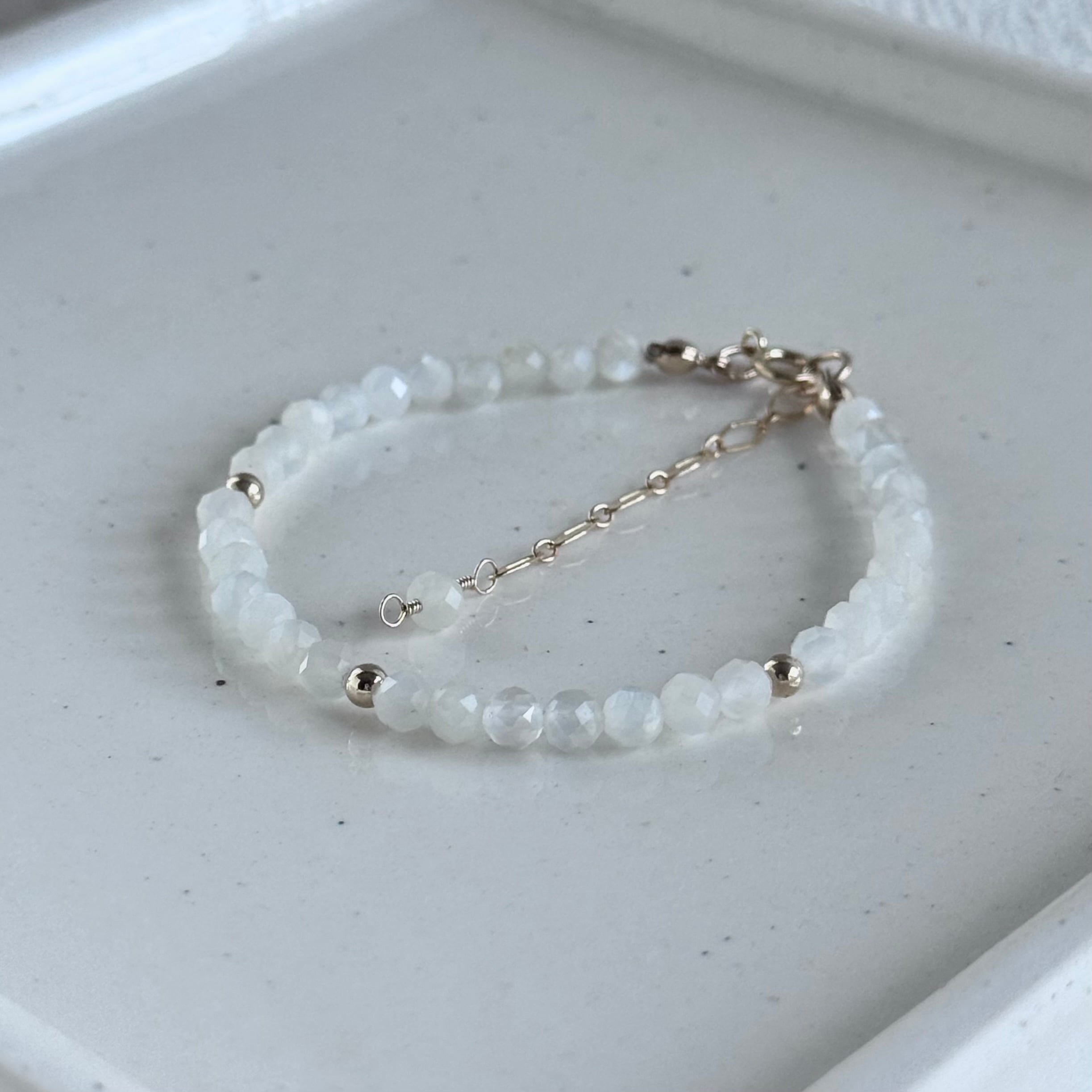 水晶 ライスカット 14kgfパイプ ブレスレット | 天然石アクセサリー