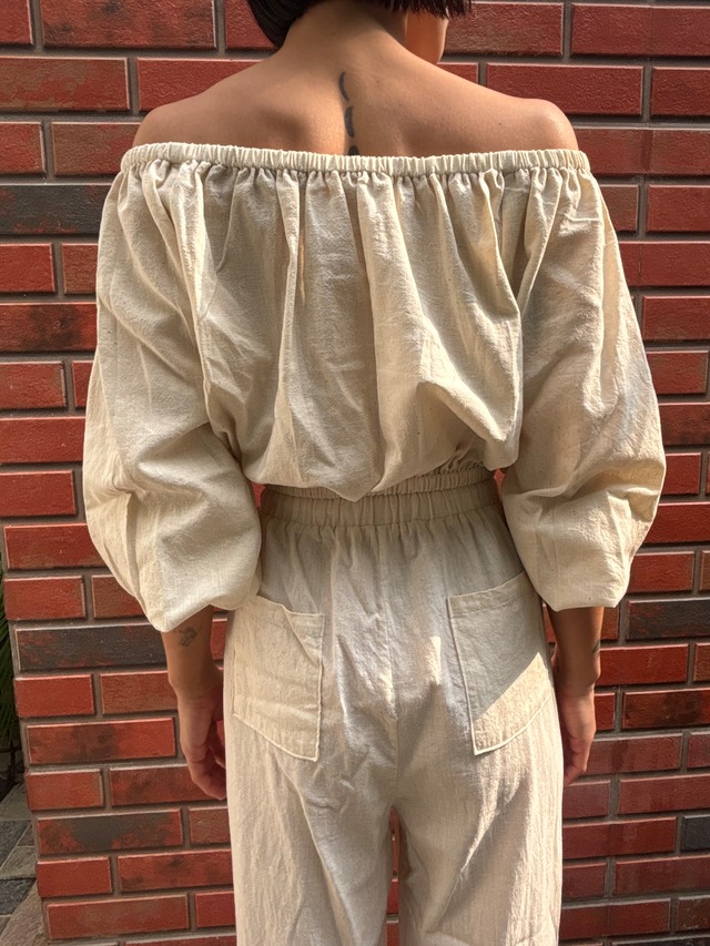 Organic Handloom Cotton Off-Shoulder Top — Light（一点もの)