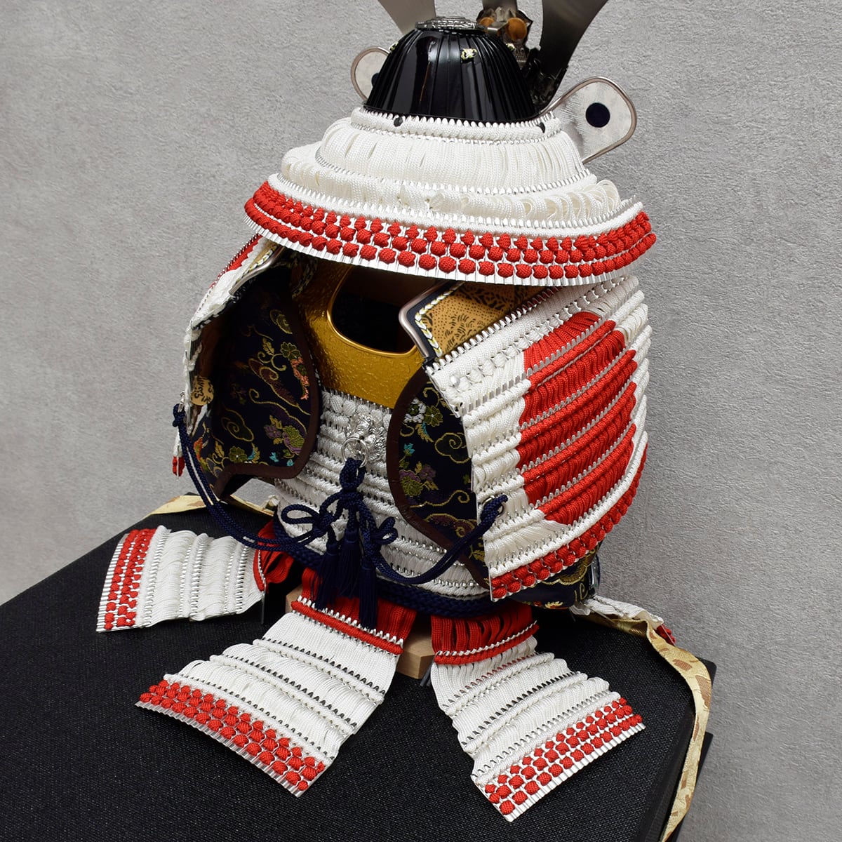 鎧飾り 単品【日の丸鎧】忠保作｜端午の節句｜五月人形｜おしゃれ