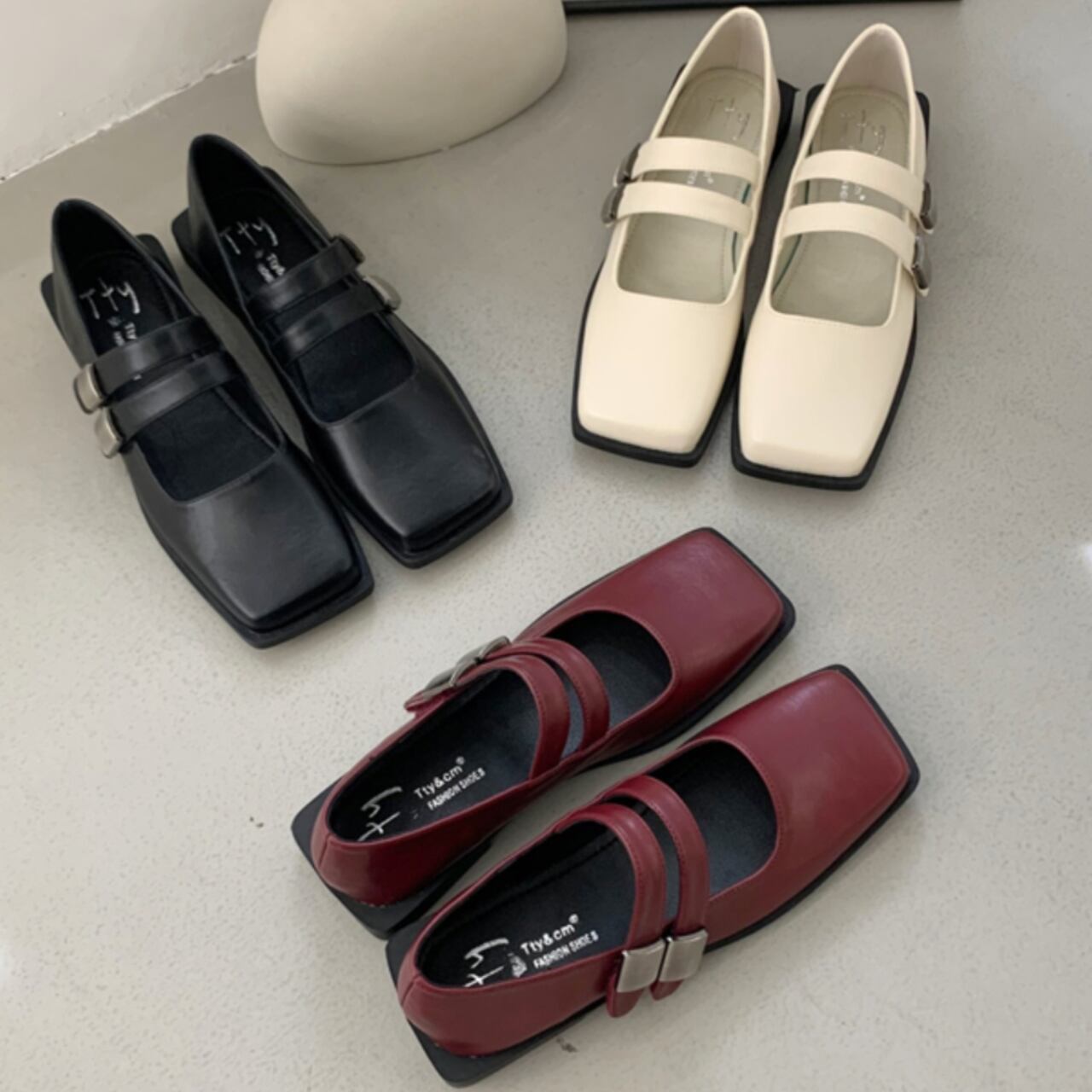 スクエアトゥダブルストラップシューズ a0433