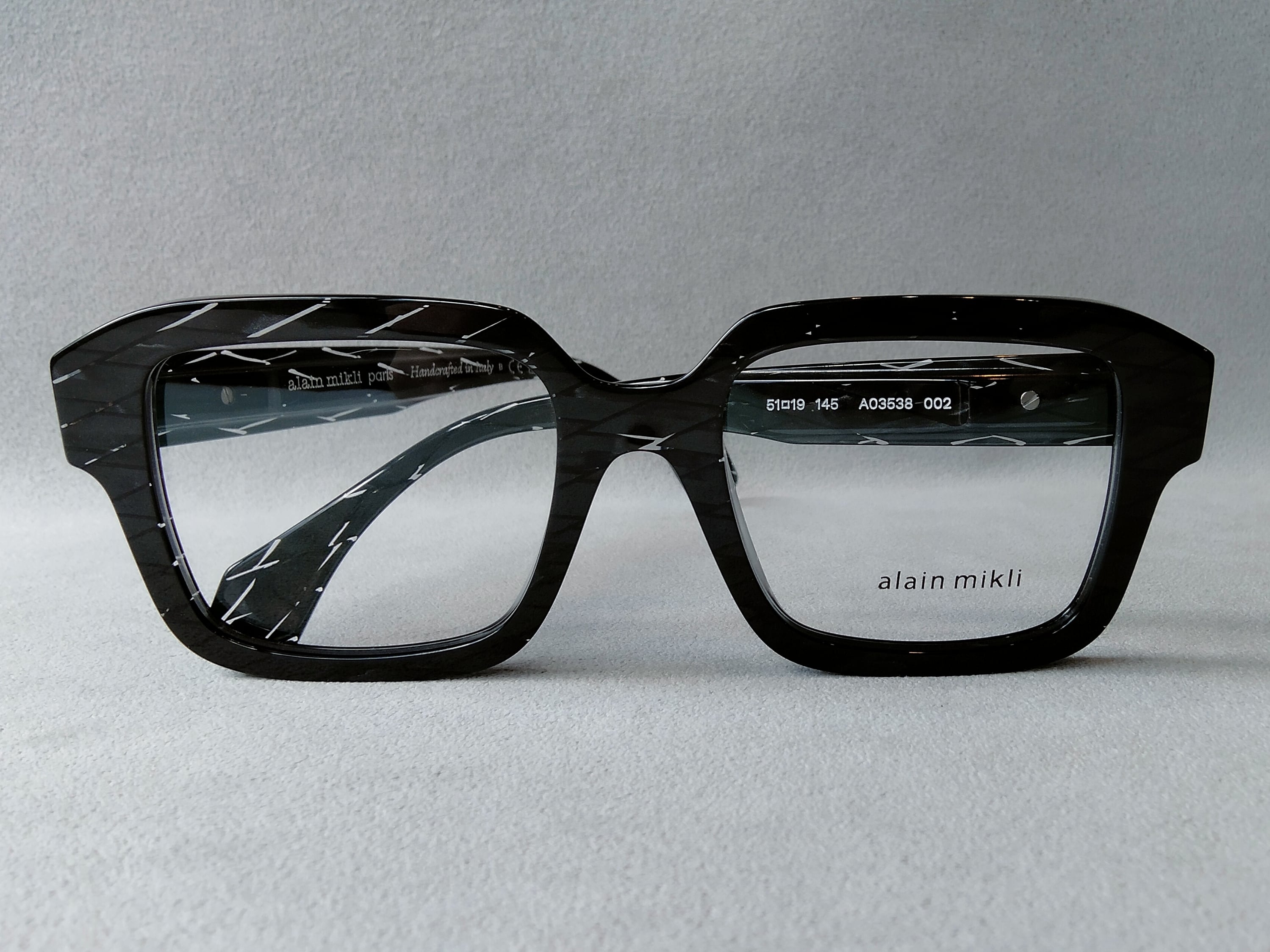 alain mikli paris（アランミクリ）『A03538』Col.002/BLACK RHOMBUS