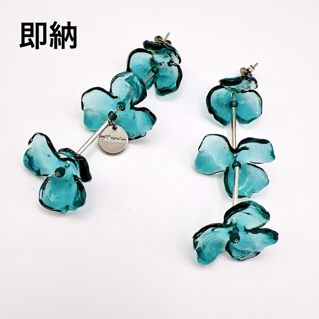 【即納】6déco限定 cilsoie  3連flower ピアス/イヤリング