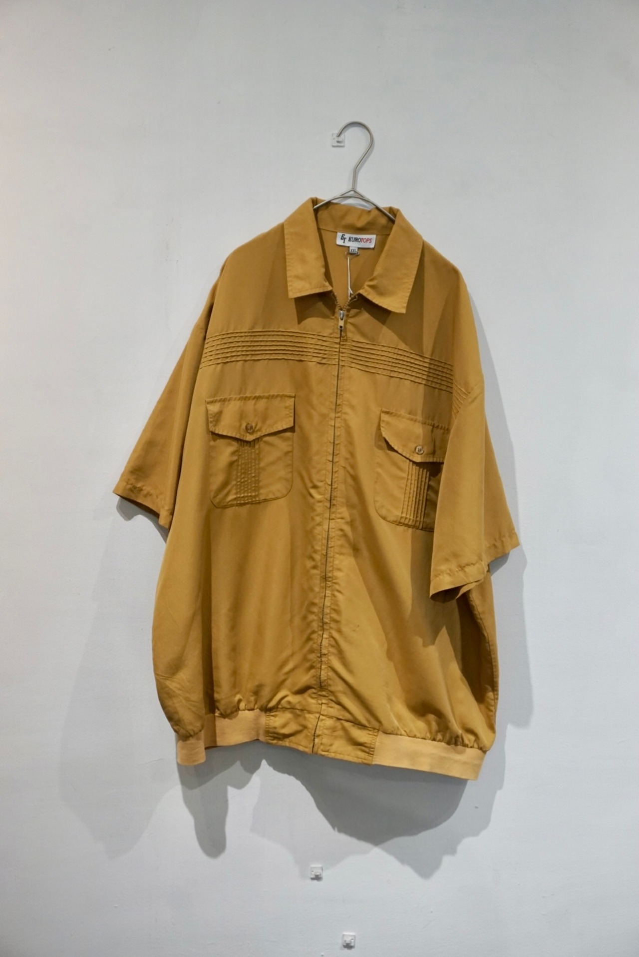 polyester s/s zip shirt