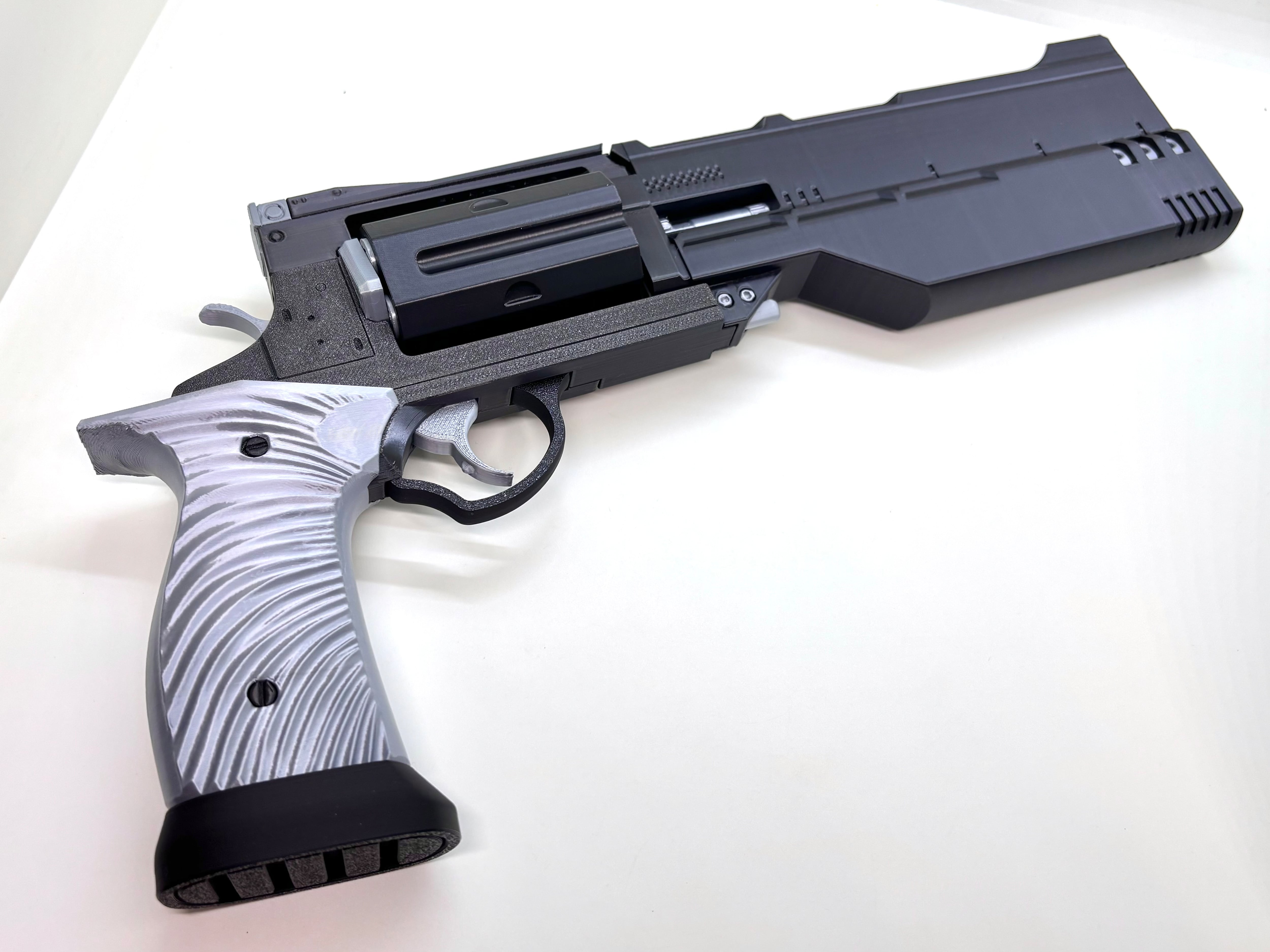 可動モデル）RE9 リボルバー 強化版(金属なし、発射機能なし） | 3D