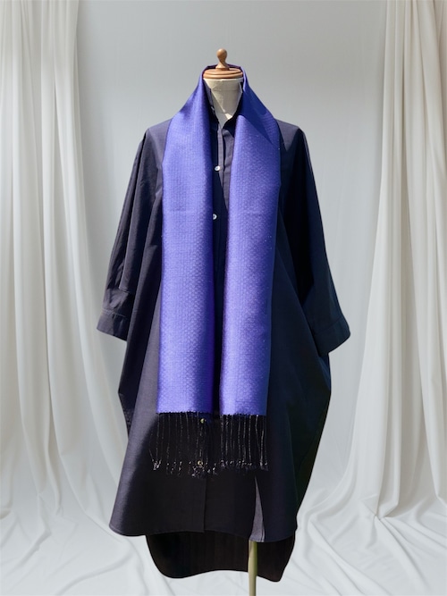 百貨店でベストセラー【献上品】王スカーフ　シルクスカーフ　カンボジアシルク　工芸品　美術品　ソウタカンボジアシルク