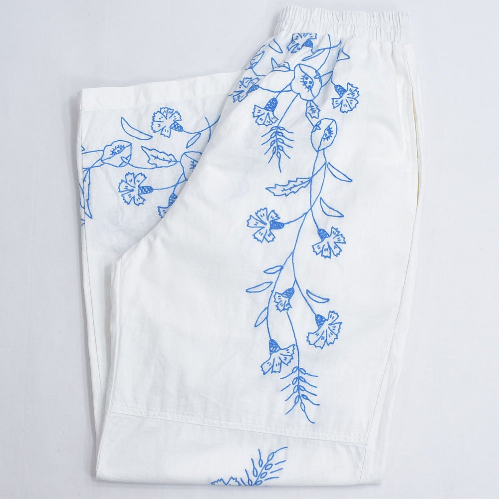 Remakeリメイク 再構築 パッチワーク&フラワー刺繍 デザイン ルーズシルエット コットン イージーパンツ エシカル ホワイト 古着 裏地付き レディースW64~92cm